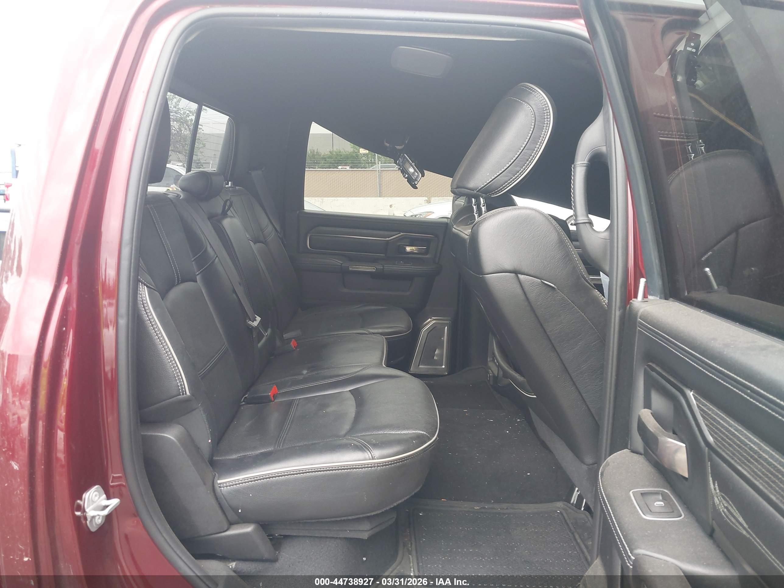 RAM 2500 image 8
