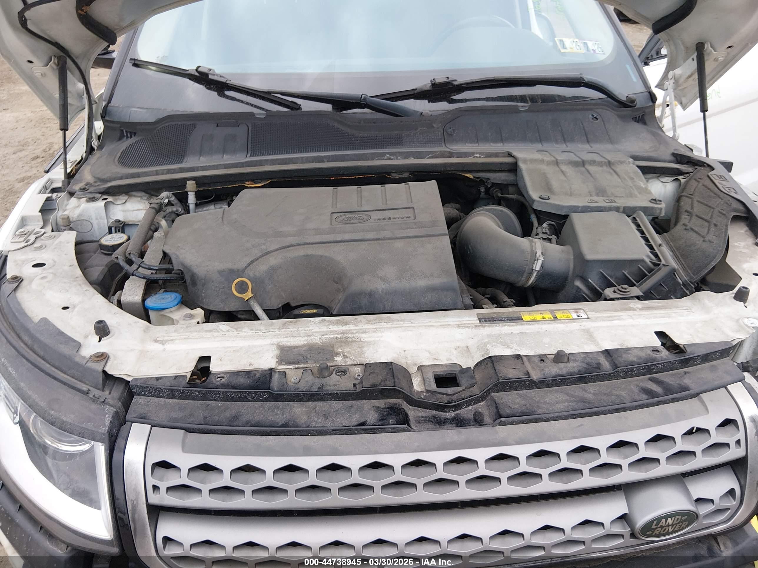 LAND ROVER image 10