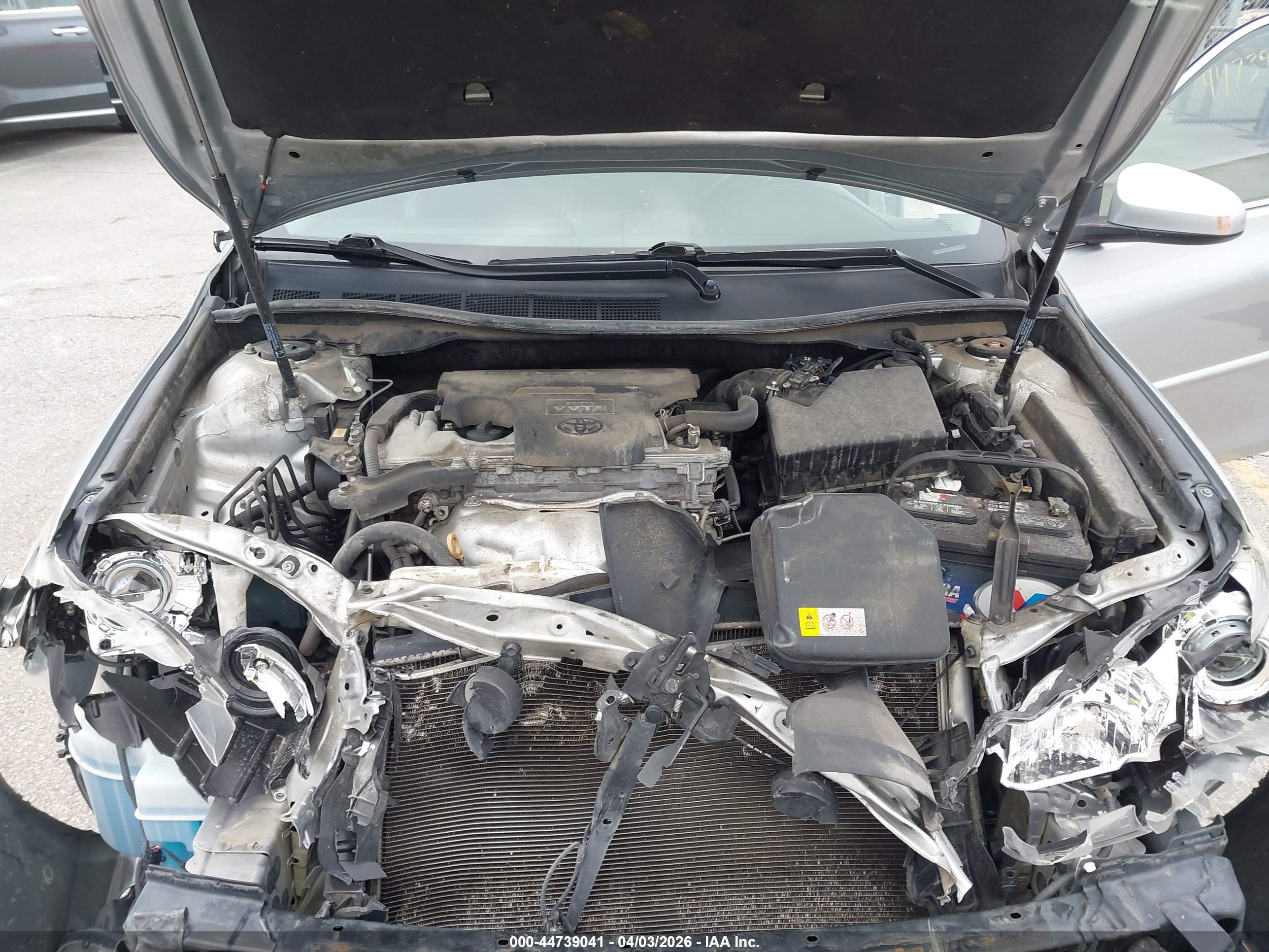 TOYOTA CAMRY image 10