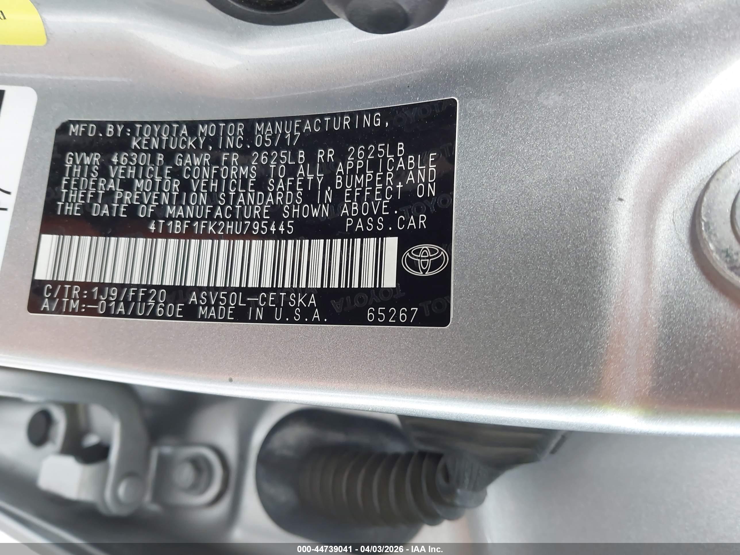 TOYOTA CAMRY image 9