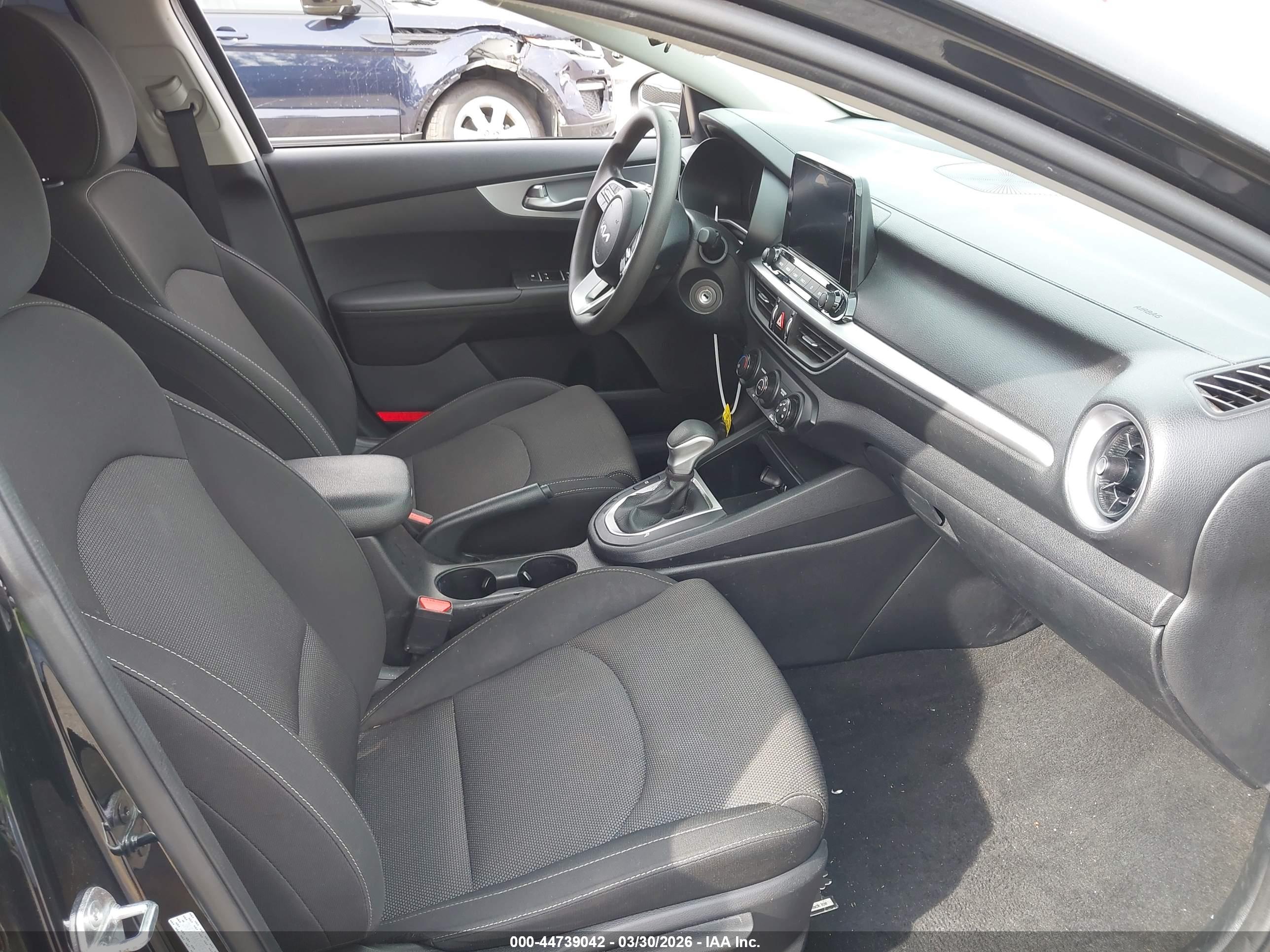 KIA FORTE image 5