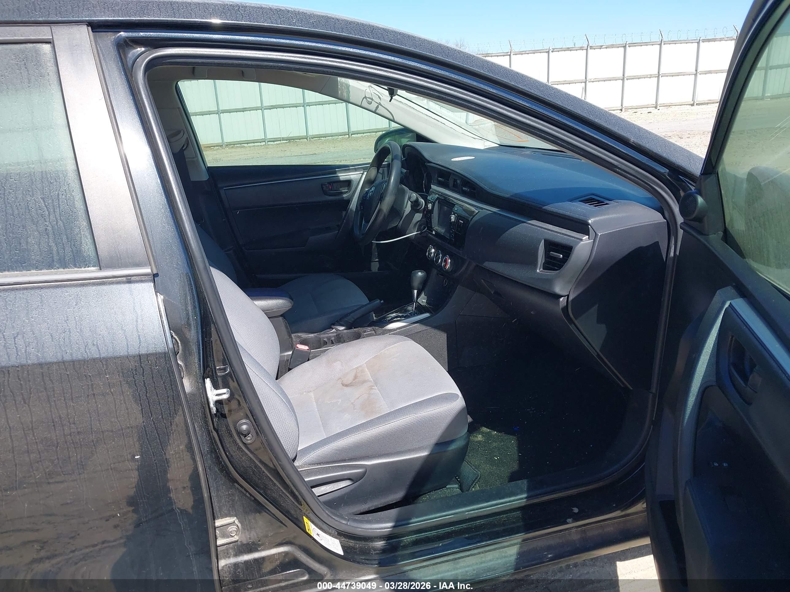 TOYOTA COROLLA image 5