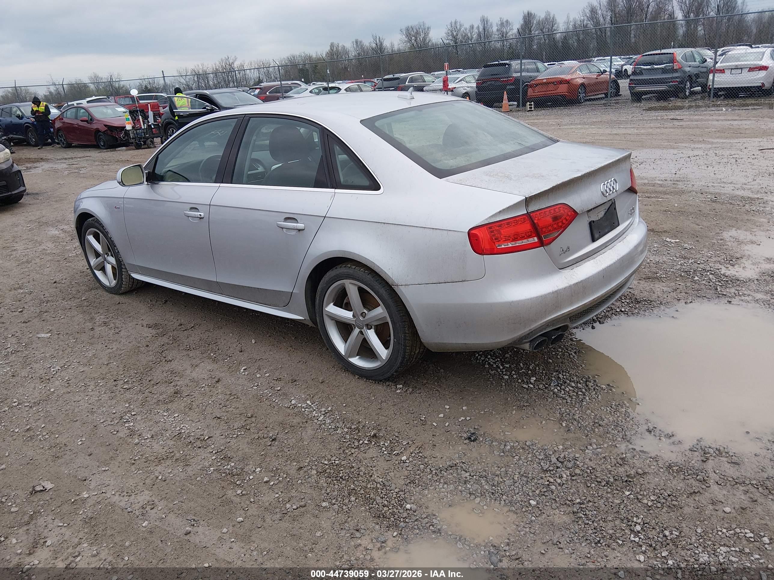 AUDI A4 image 3