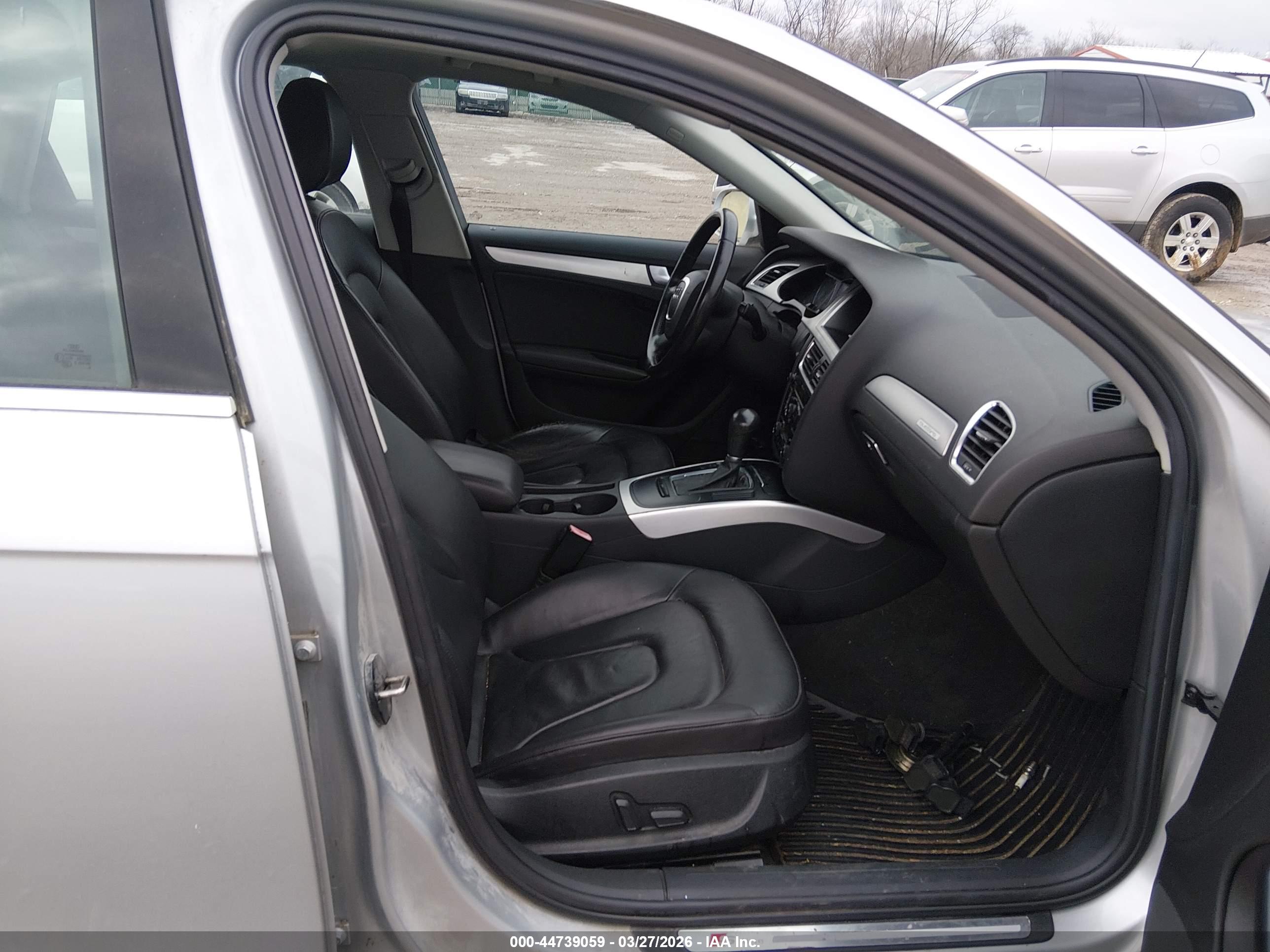 AUDI A4 image 5