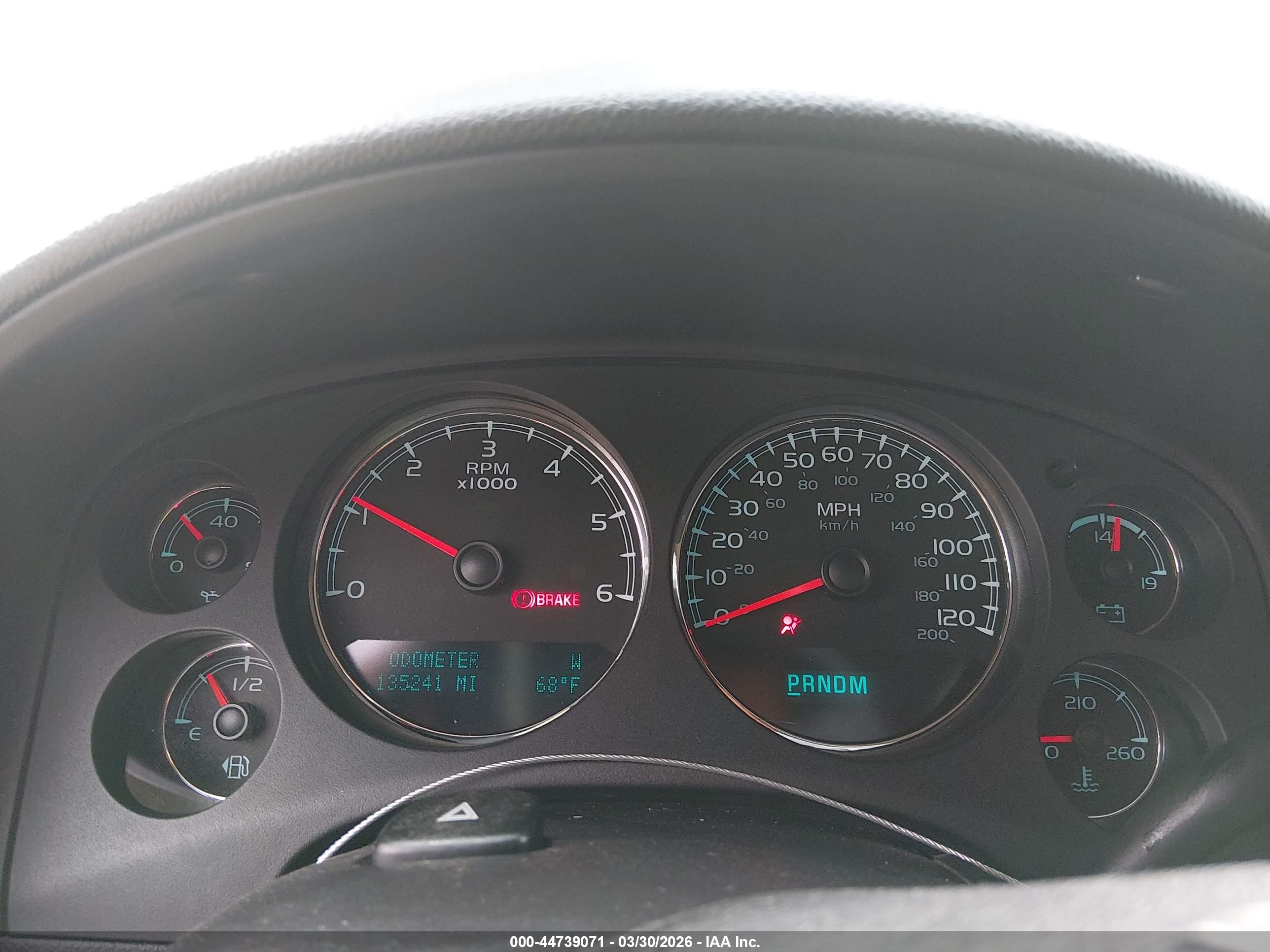 CHEVROLET TAHOE image 7