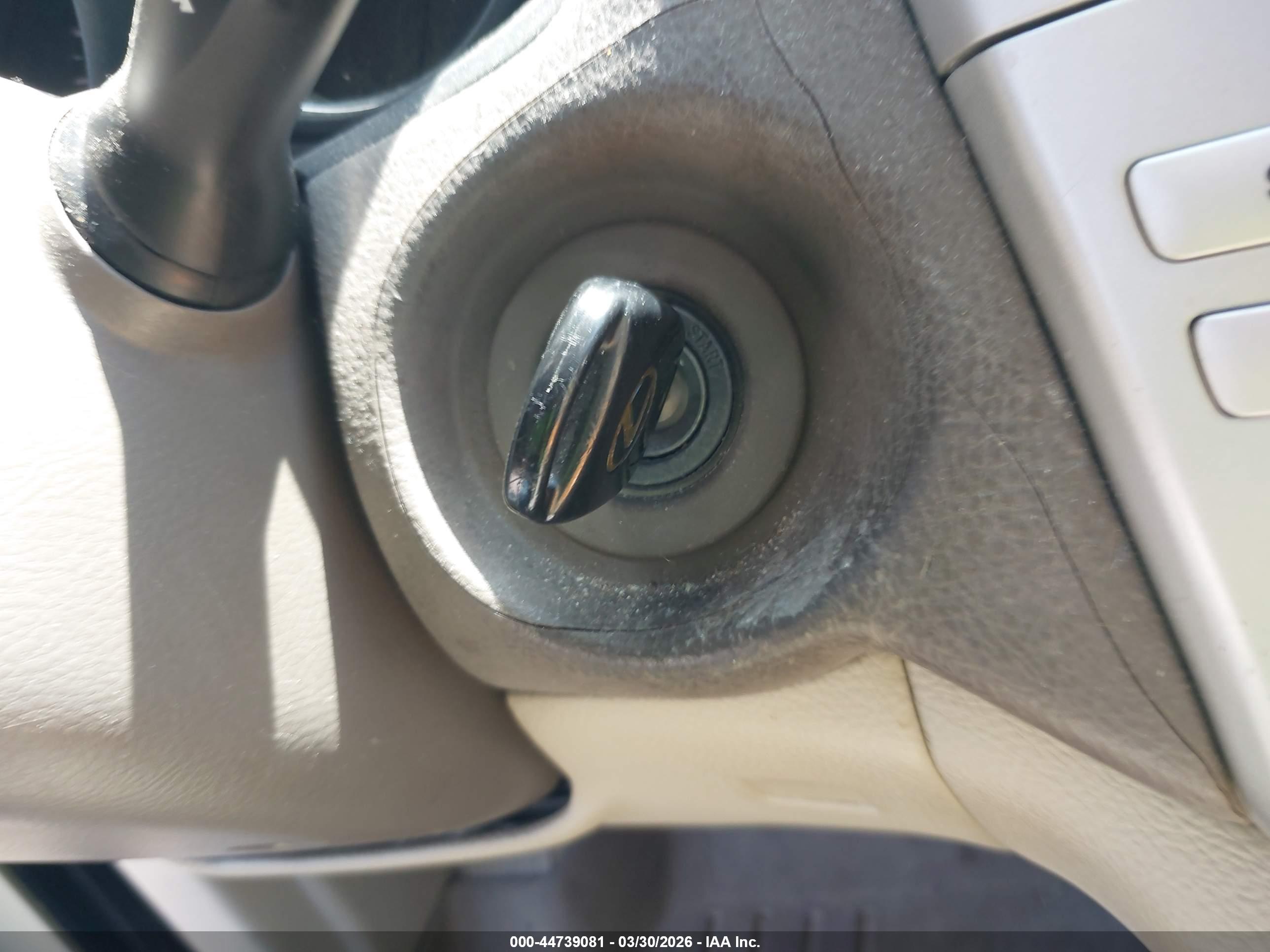 LEXUS RX image 11