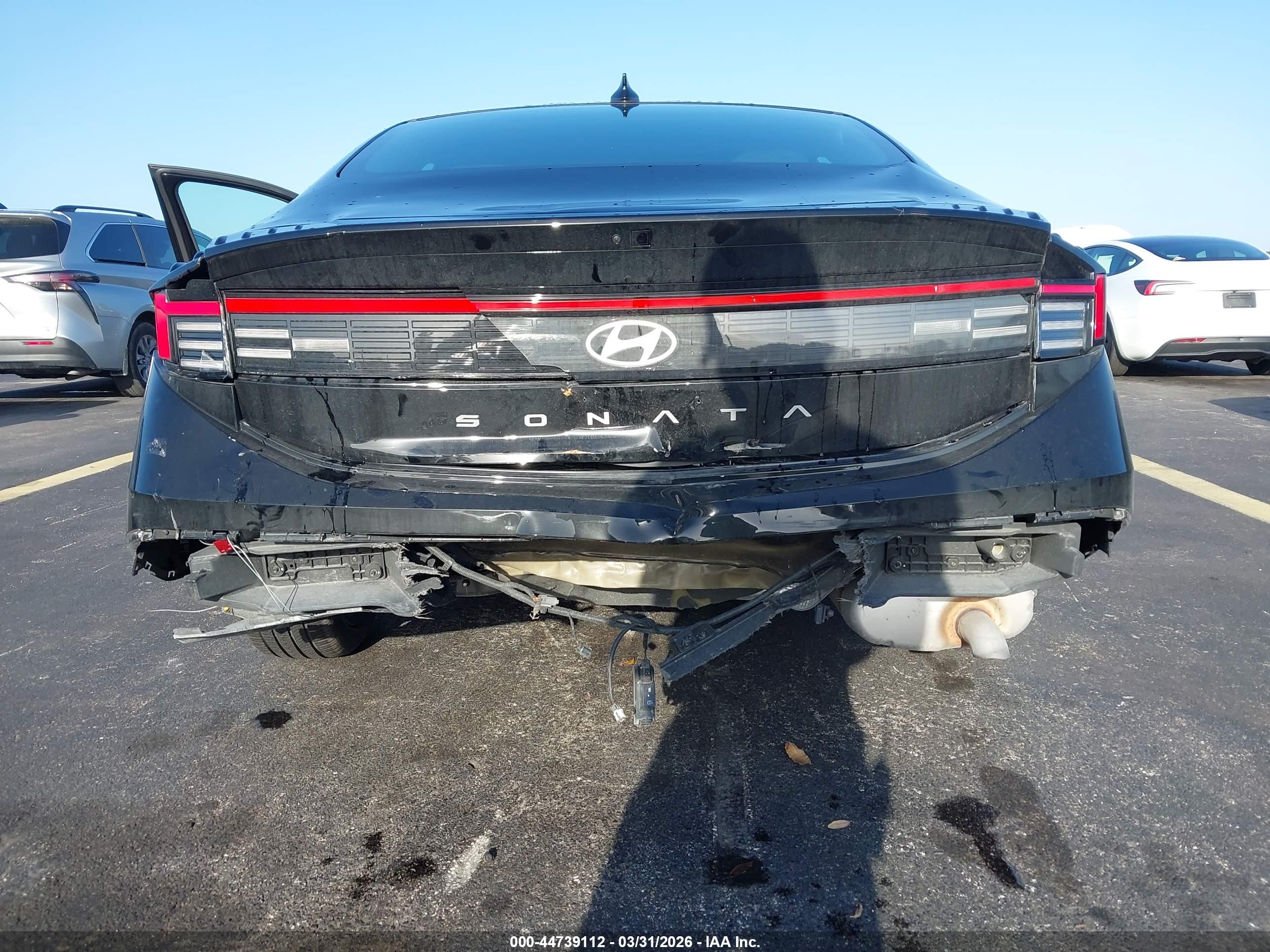 HYUNDAI SONATA image 6