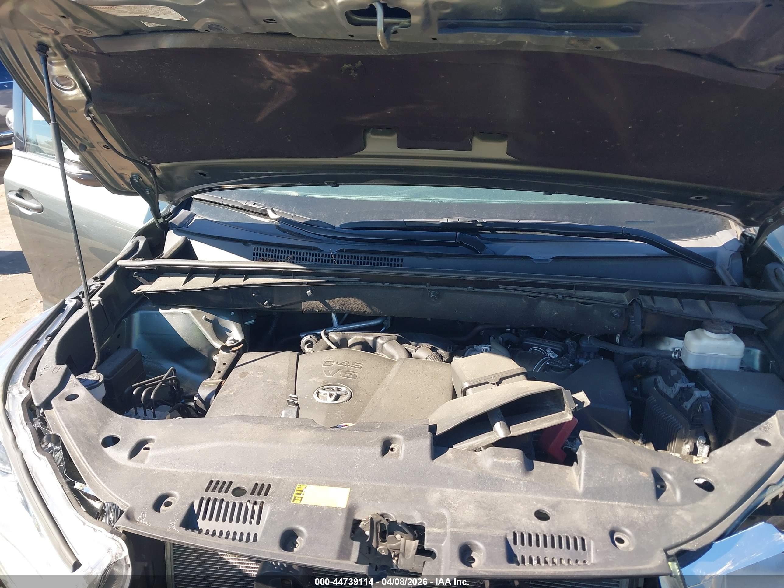 TOYOTA HIGHLANDER image 10