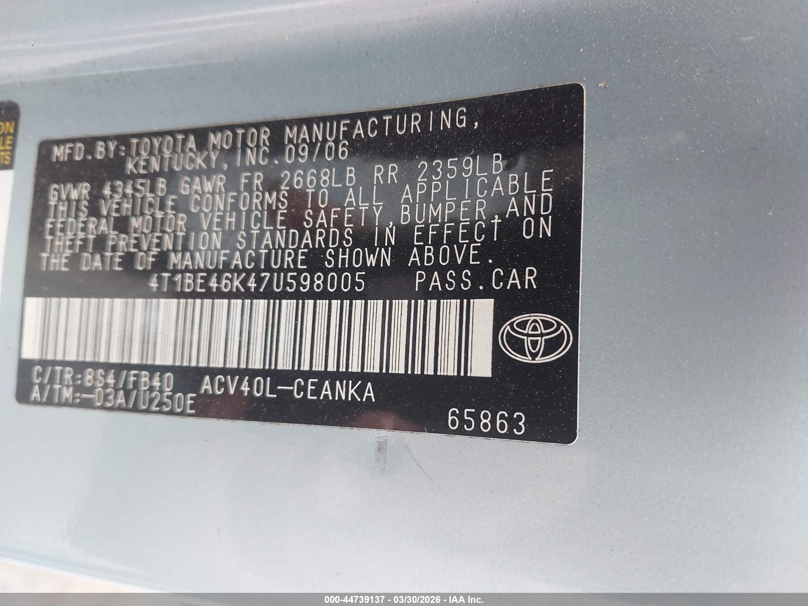 TOYOTA CAMRY image 9