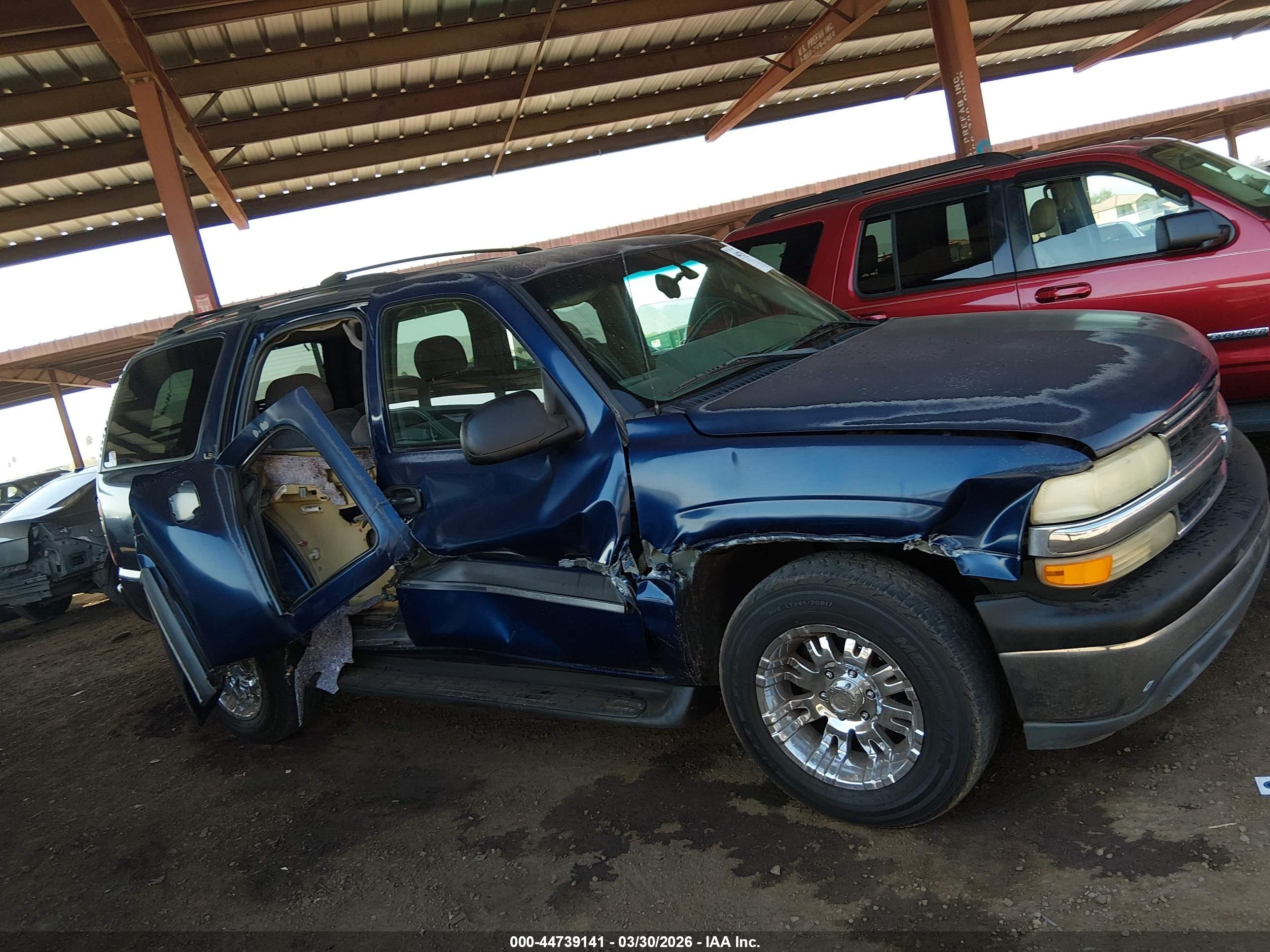 CHEVROLET TAHOE image 6