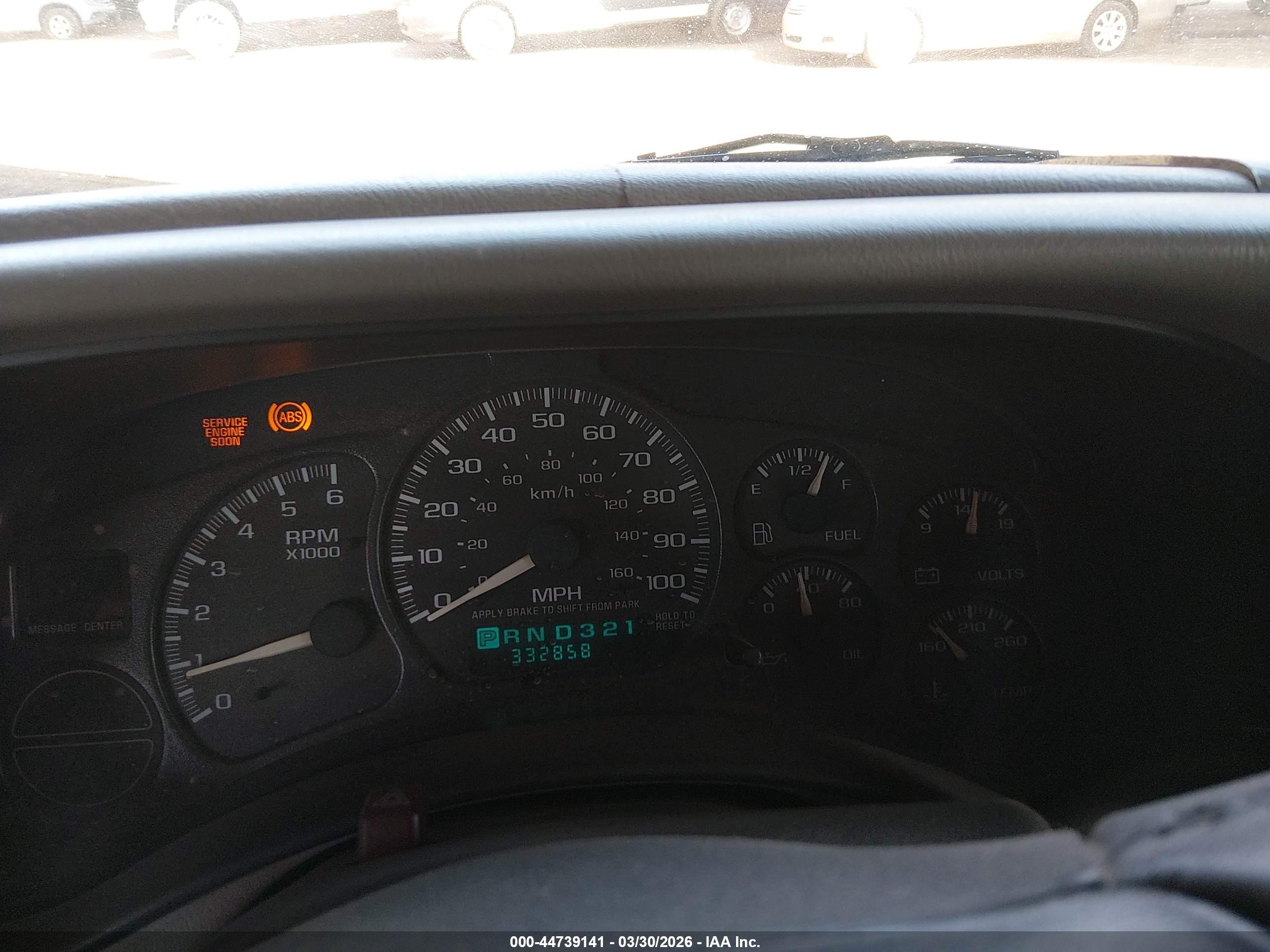 CHEVROLET TAHOE image 7