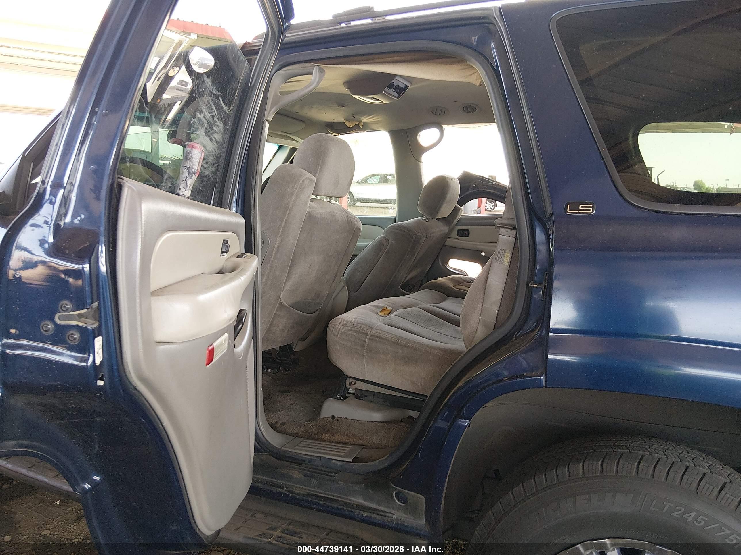 CHEVROLET TAHOE image 8