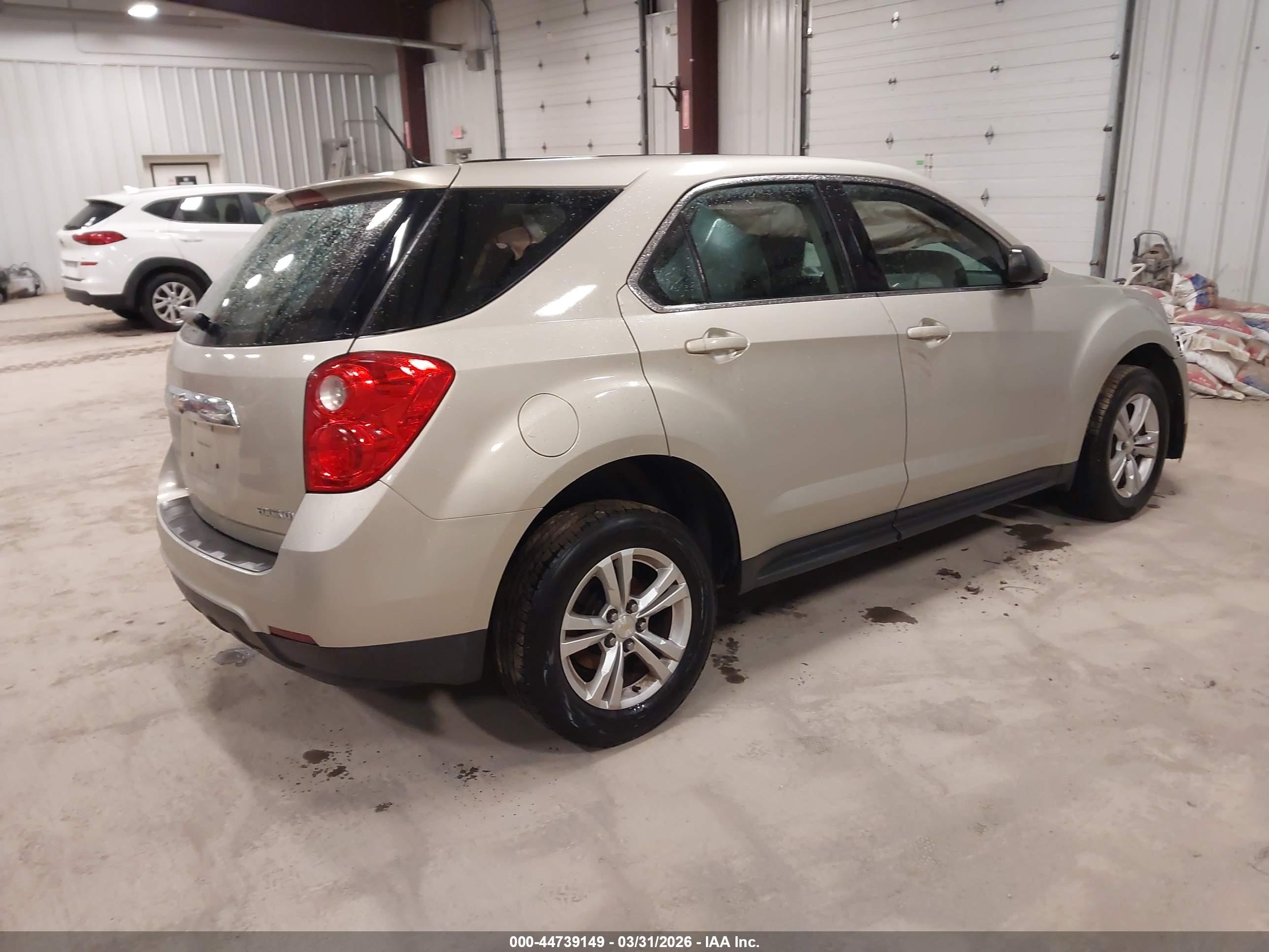 CHEVROLET EQUINOX image 4