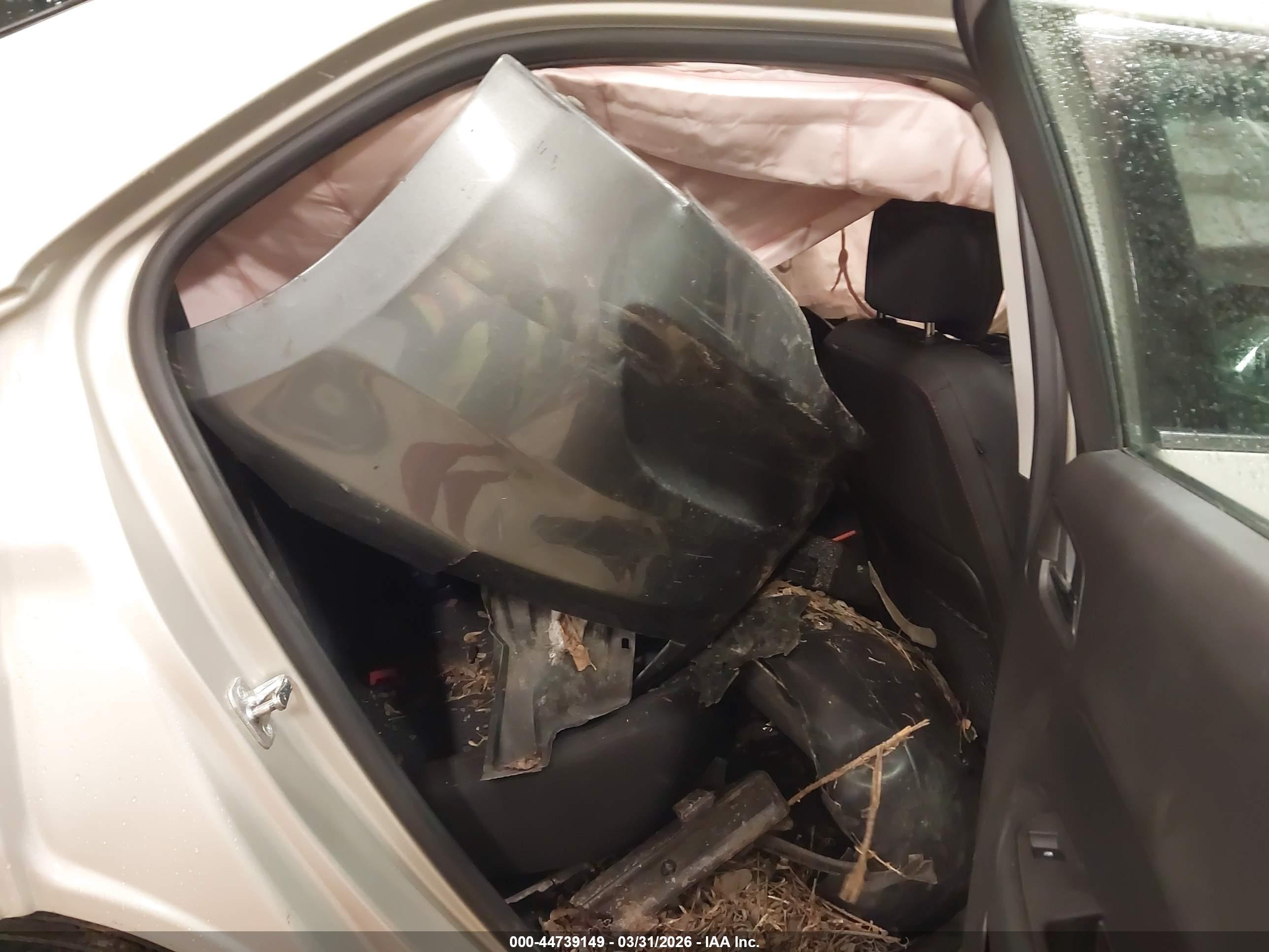 CHEVROLET EQUINOX image 8