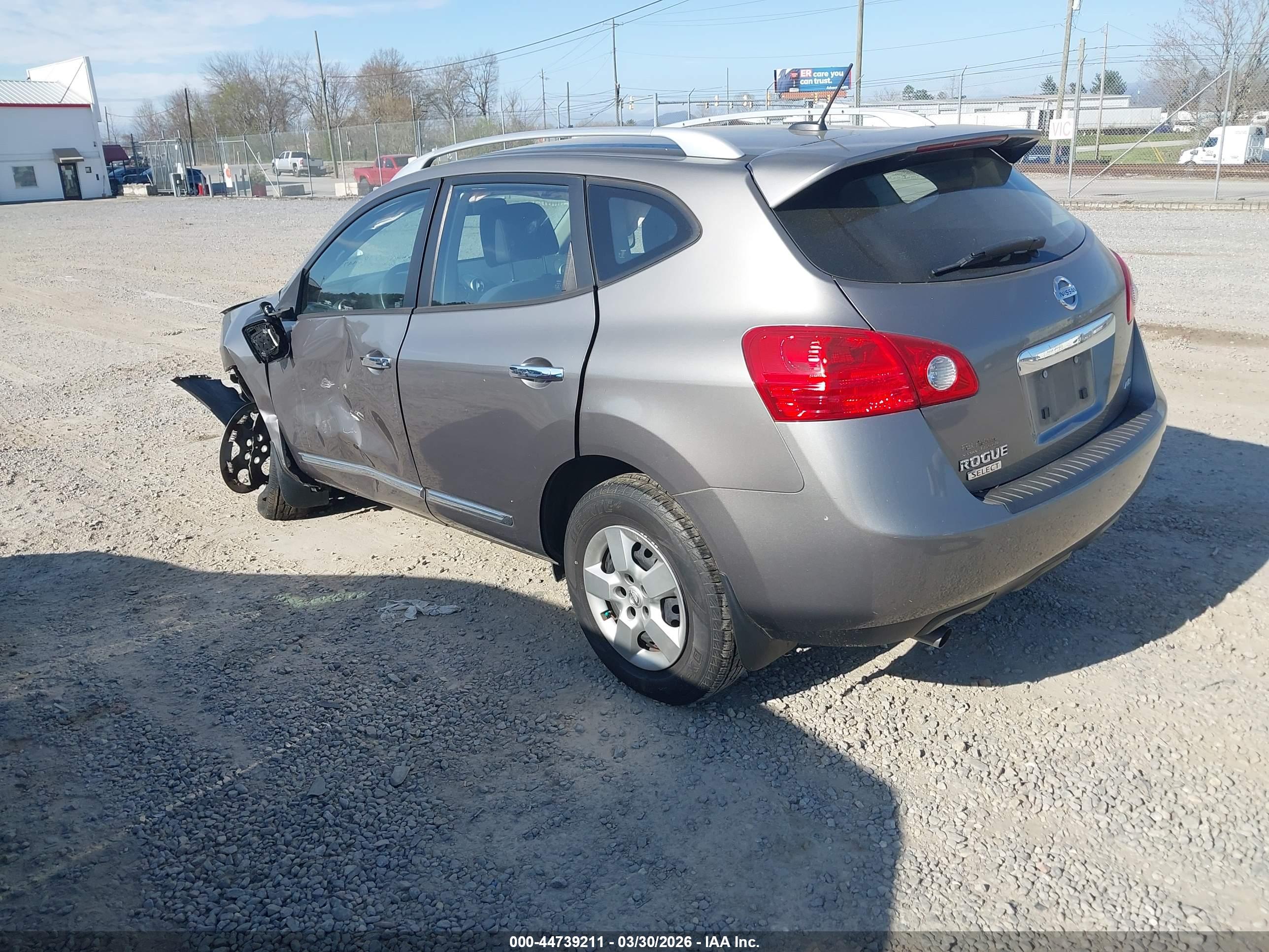 NISSAN ROGUE image 3