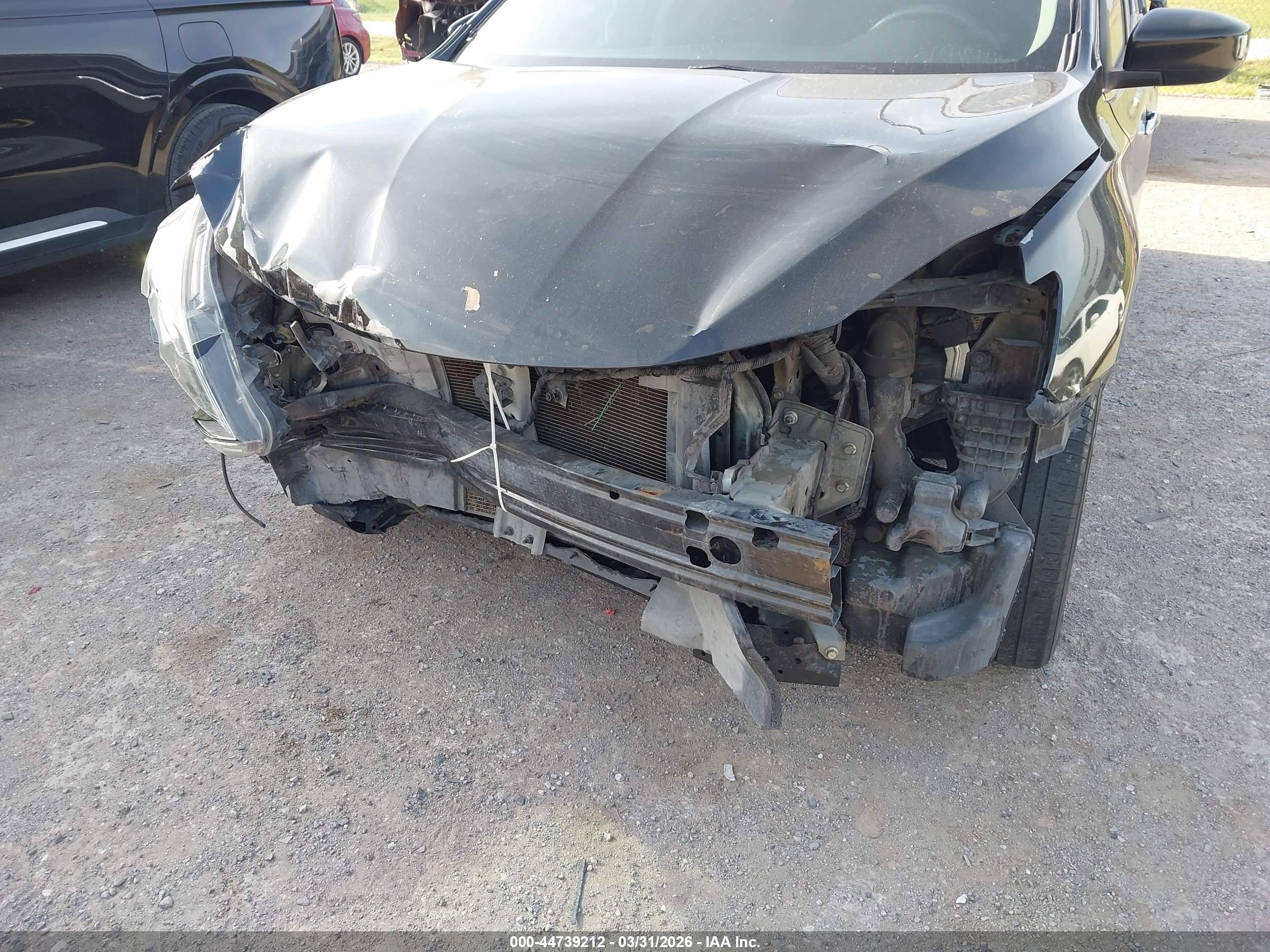 NISSAN SENTRA image 6