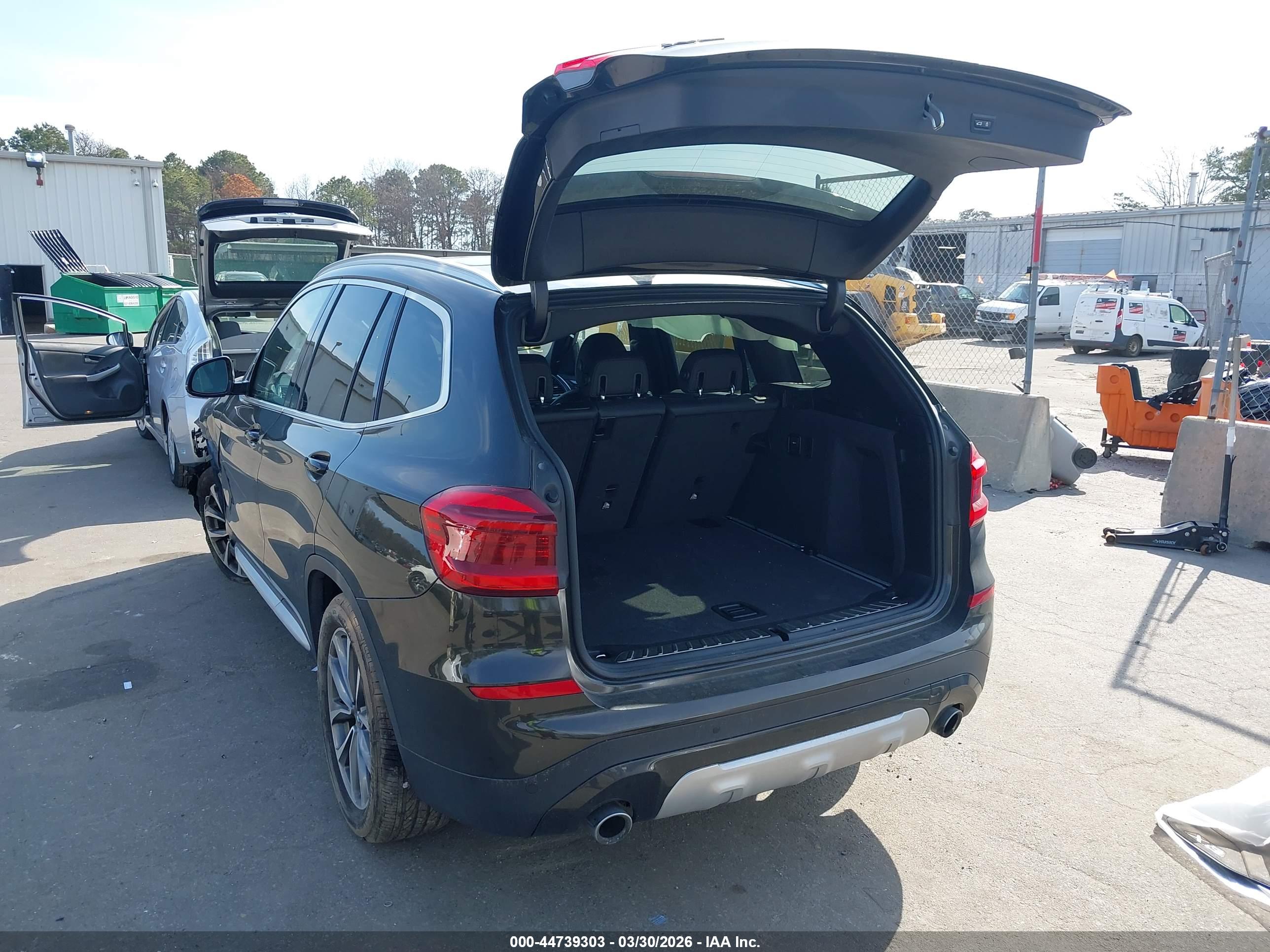 BMW X3 image 3