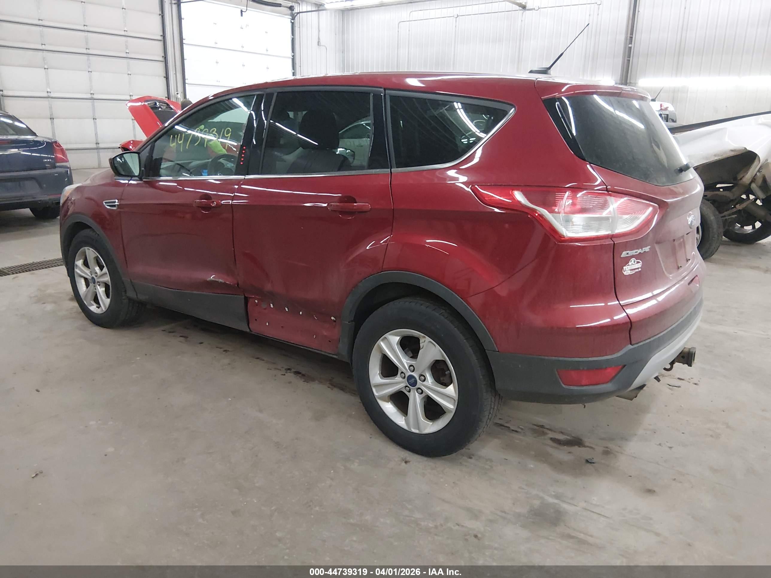 FORD ESCAPE image 3