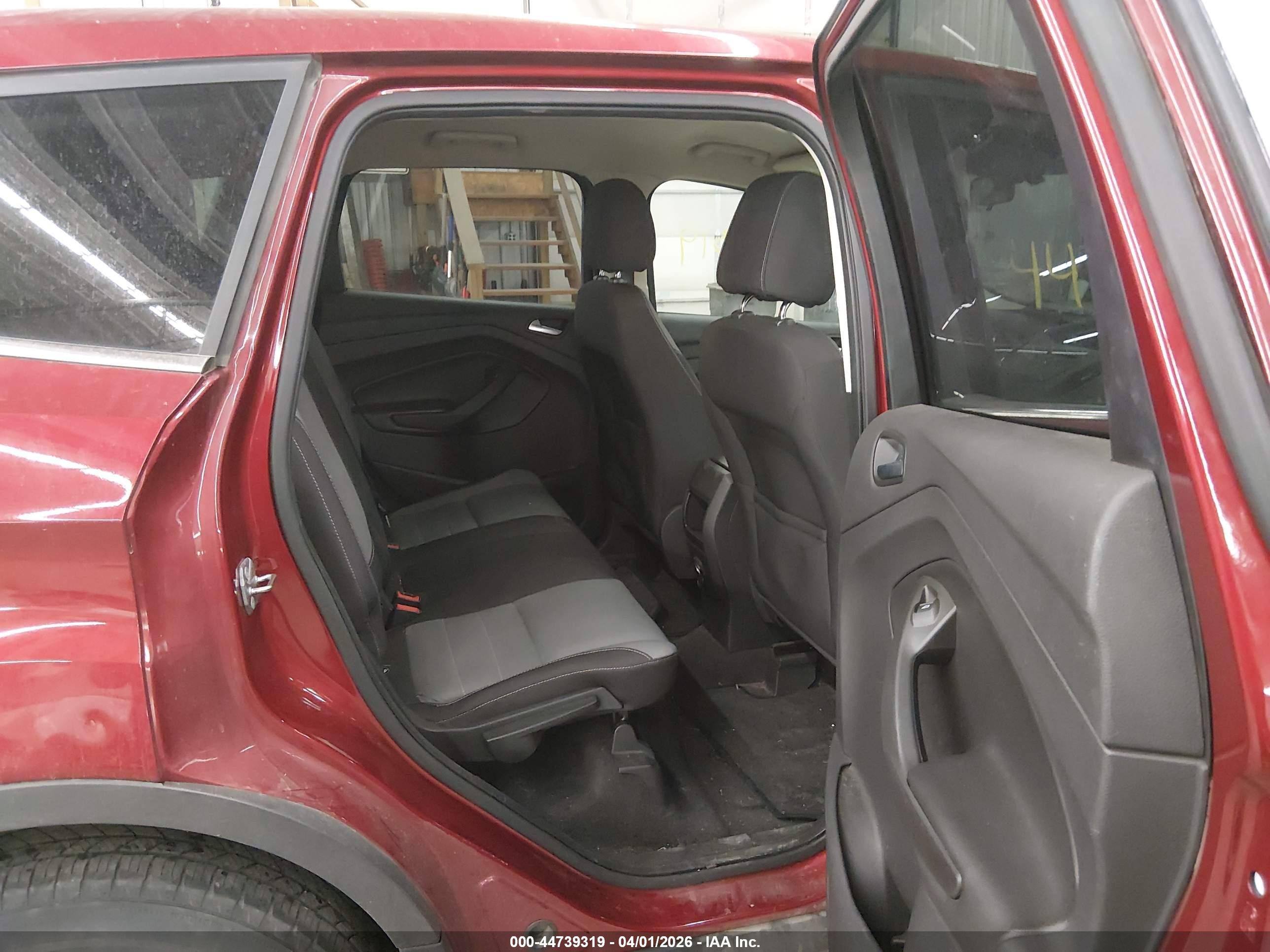 FORD ESCAPE image 8