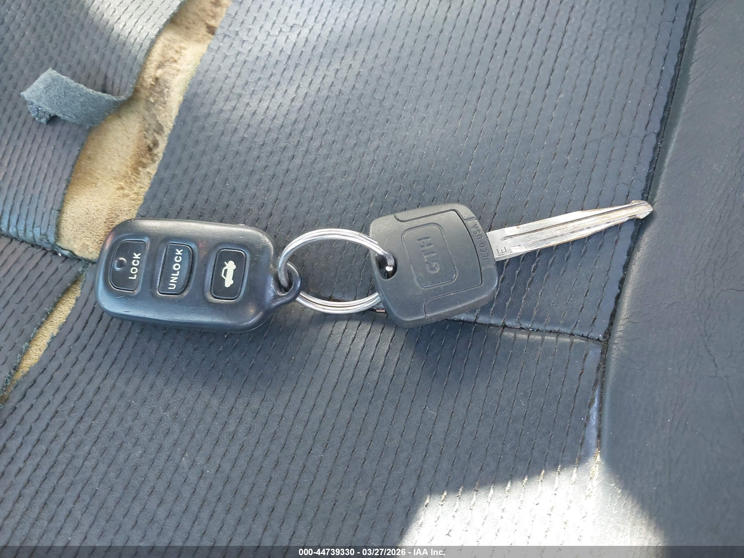 TOYOTA CAMRY image 11