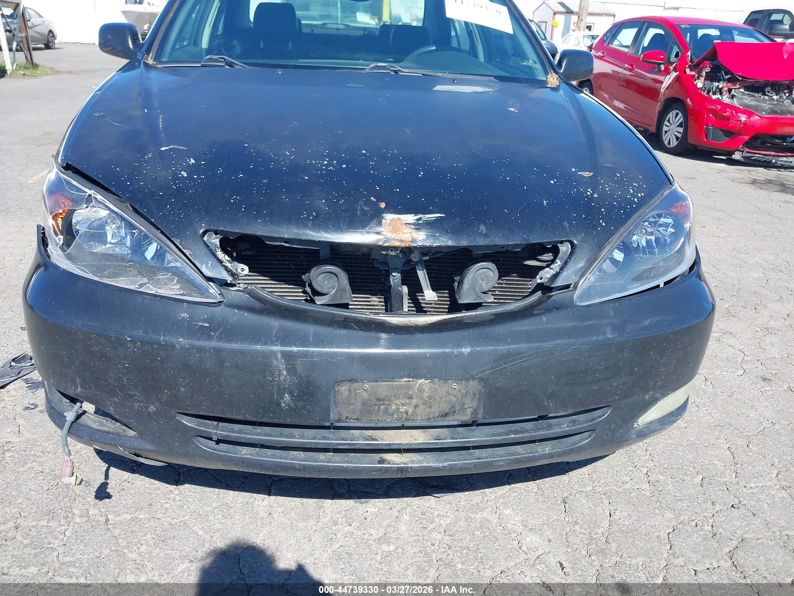 TOYOTA CAMRY image 6