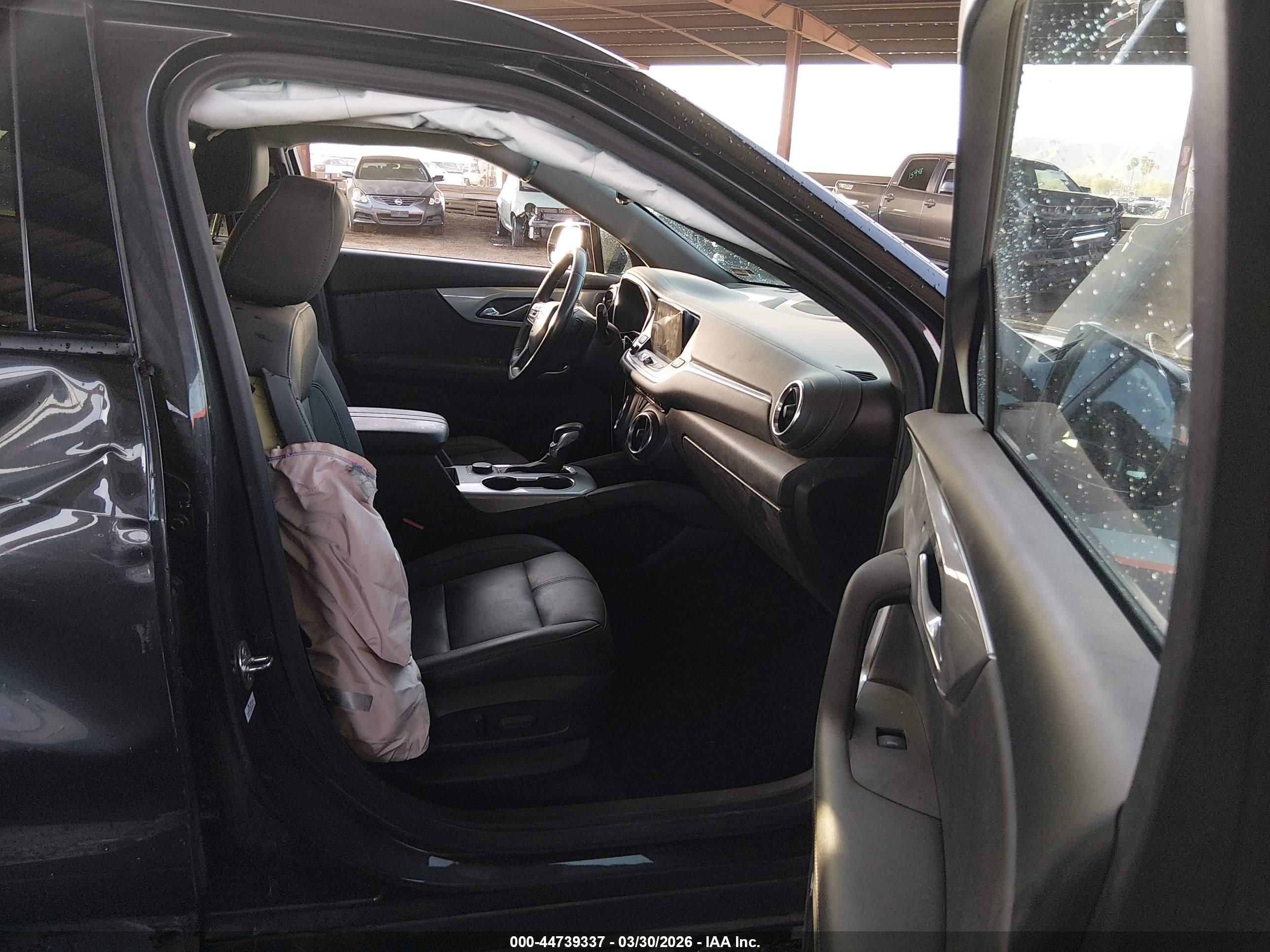 CHEVROLET BLAZER image 5