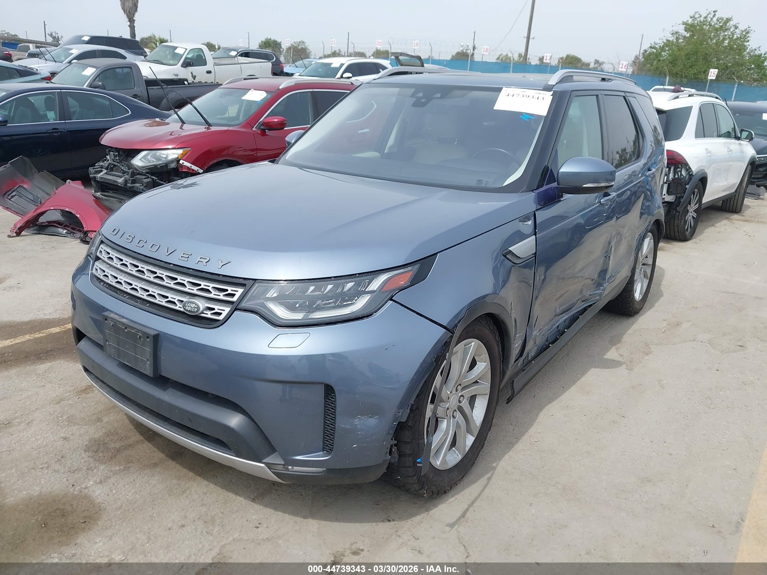 LAND ROVER image 2