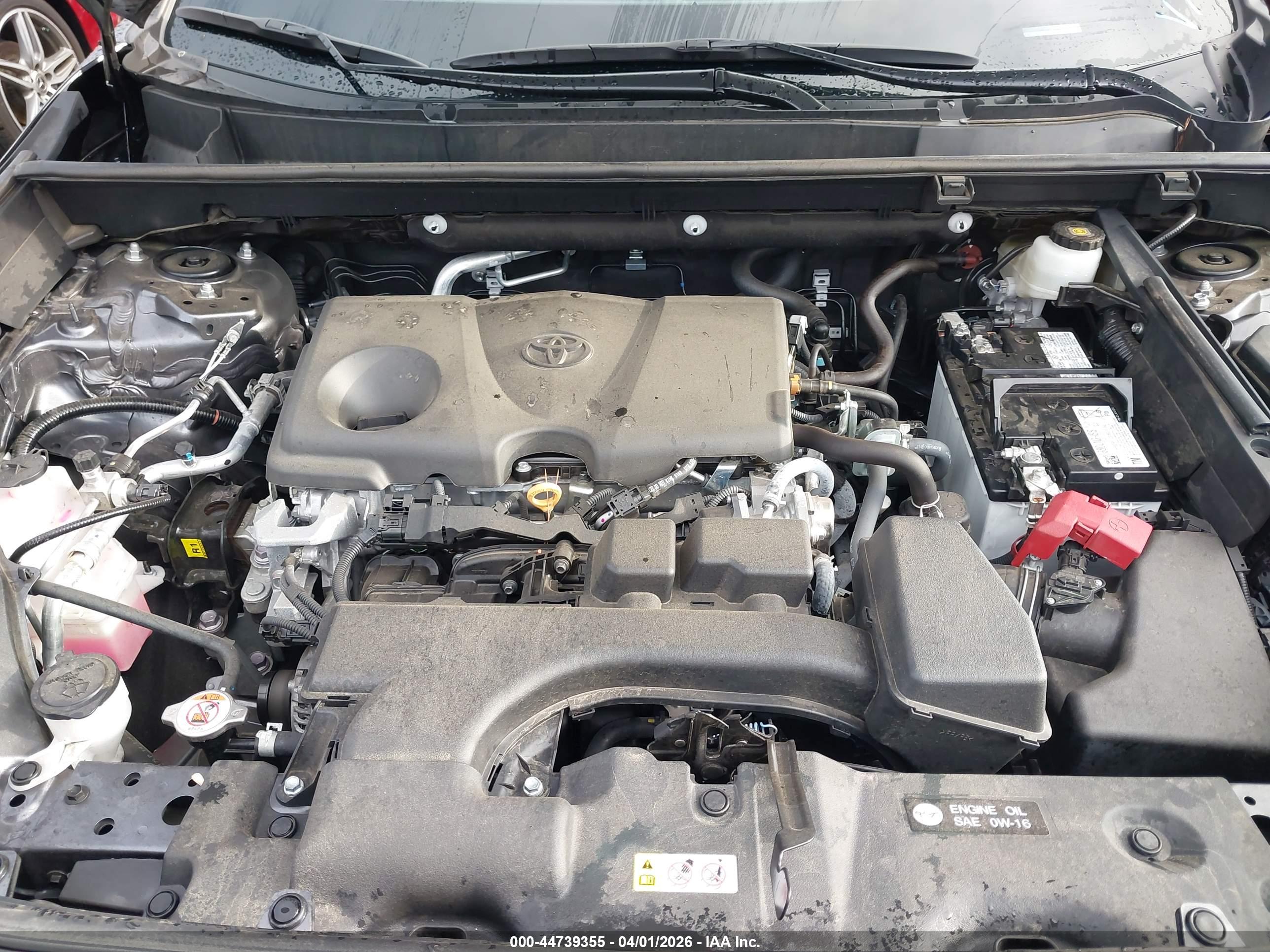 TOYOTA RAV4 image 10