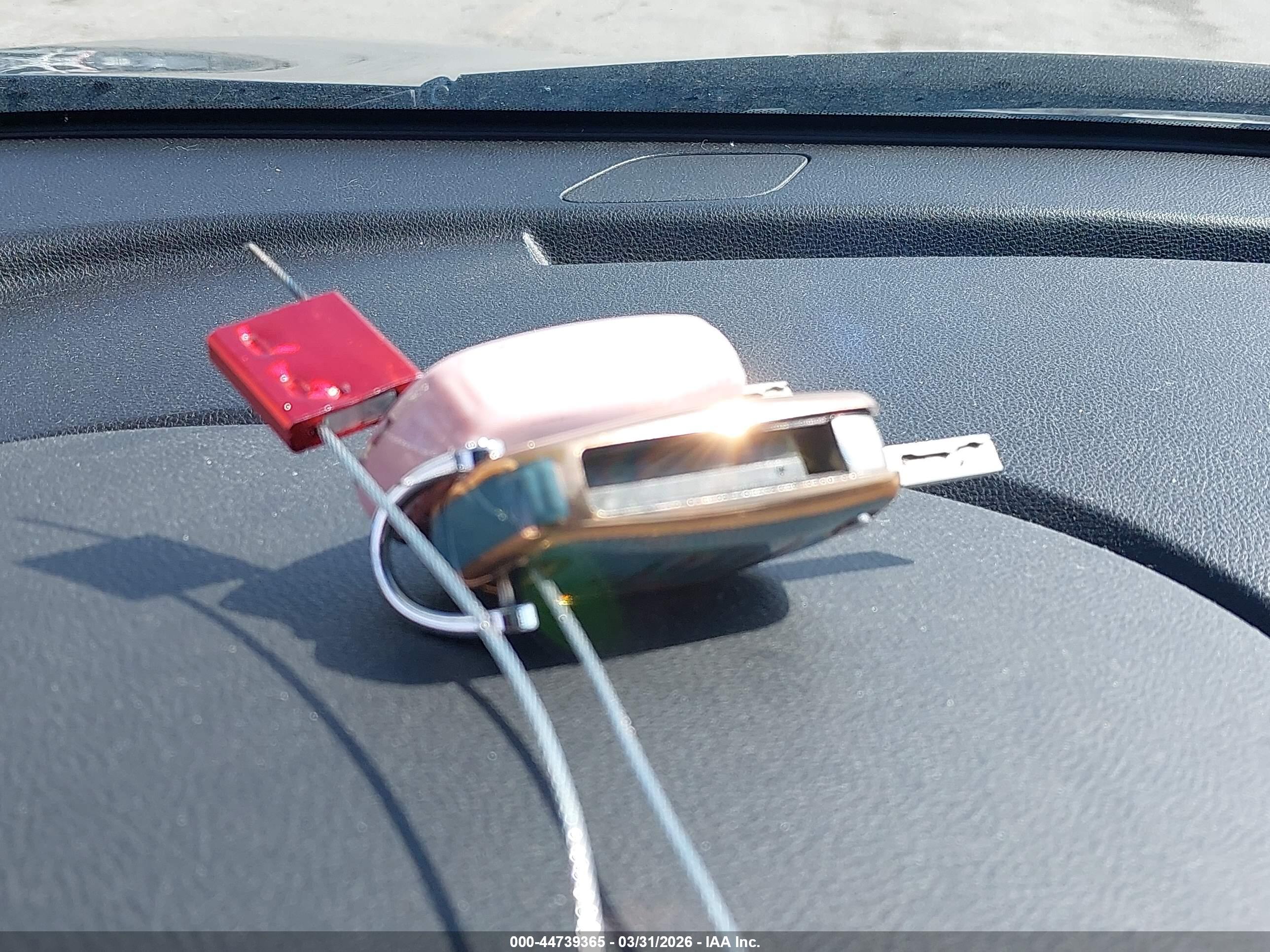 CHEVROLET EQUINOX image 11
