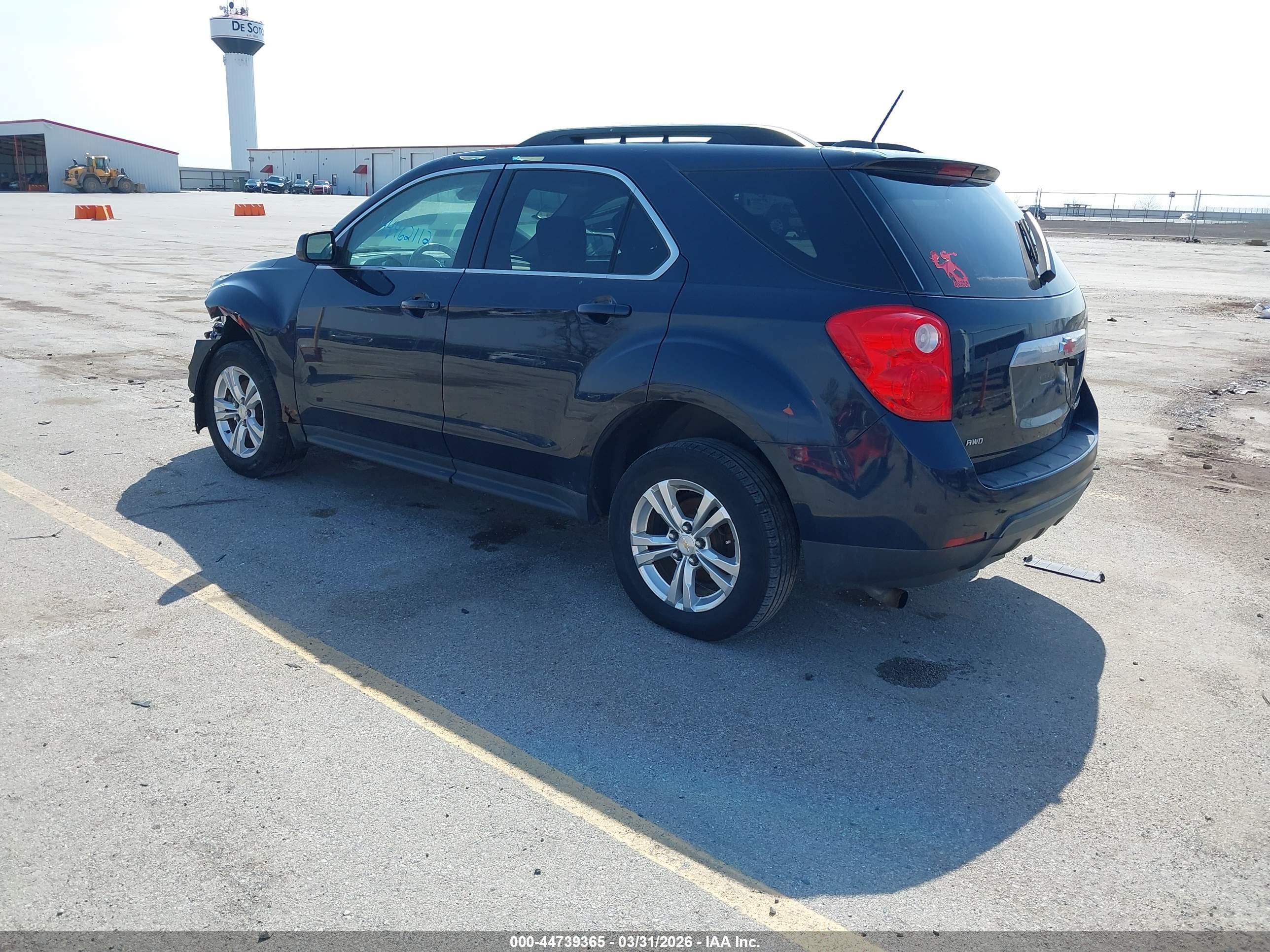 CHEVROLET EQUINOX image 3