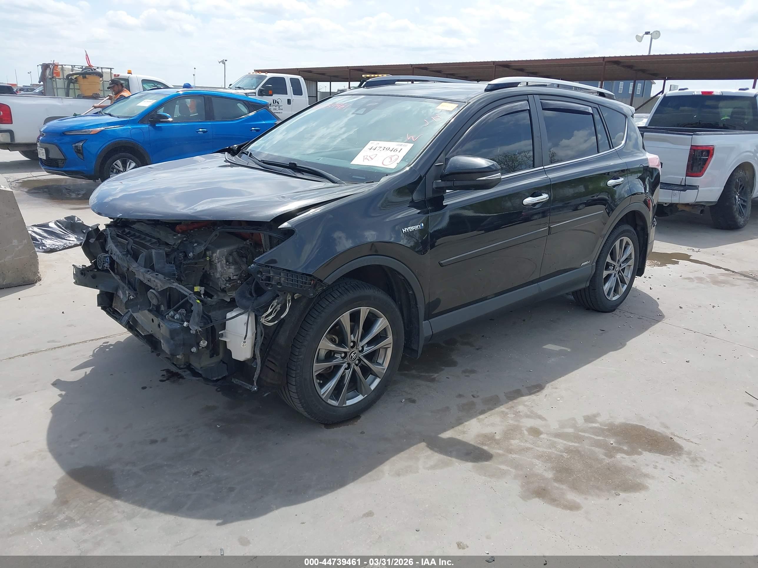 TOYOTA RAV4 image 2
