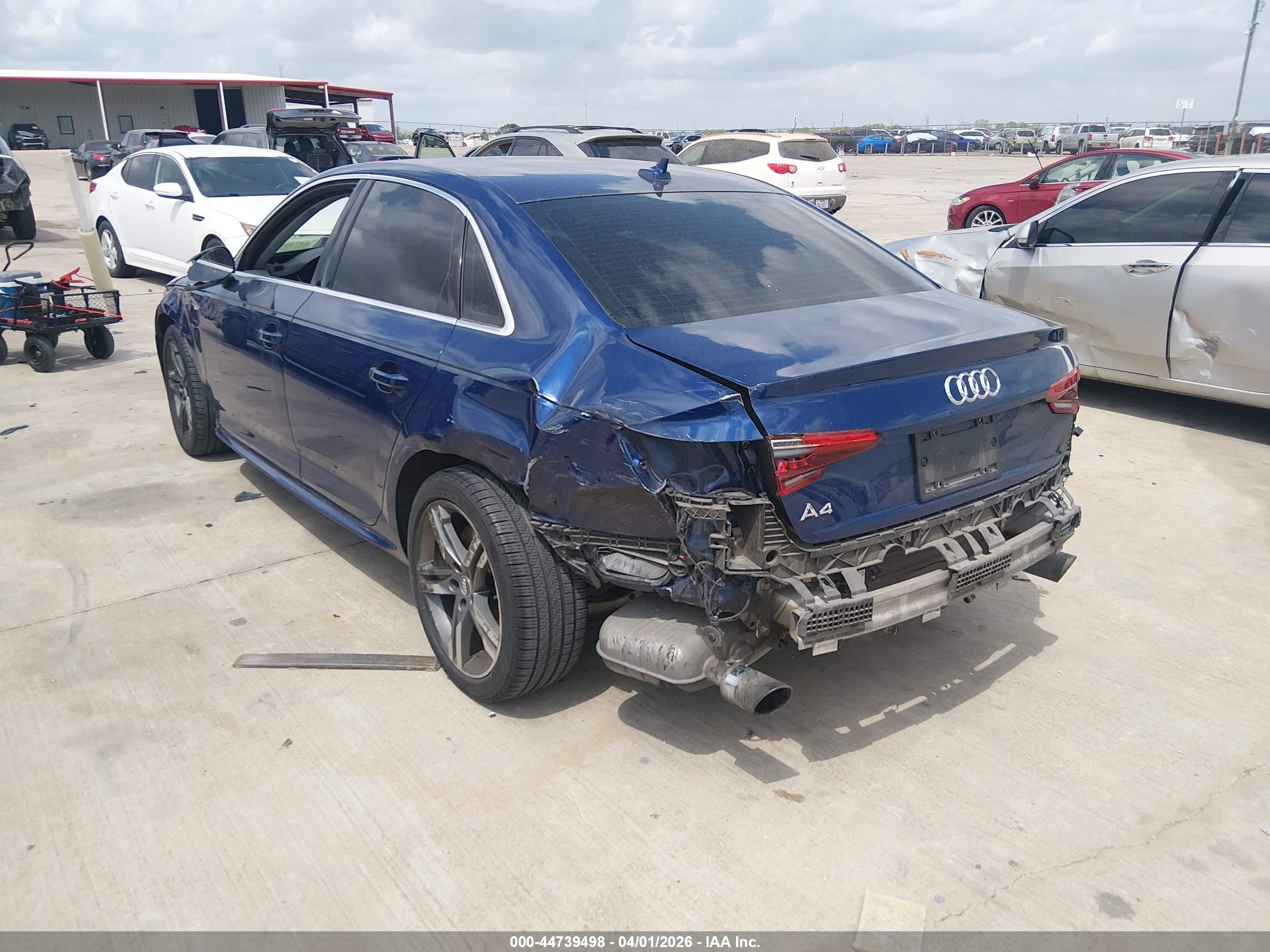 AUDI A4 image 3