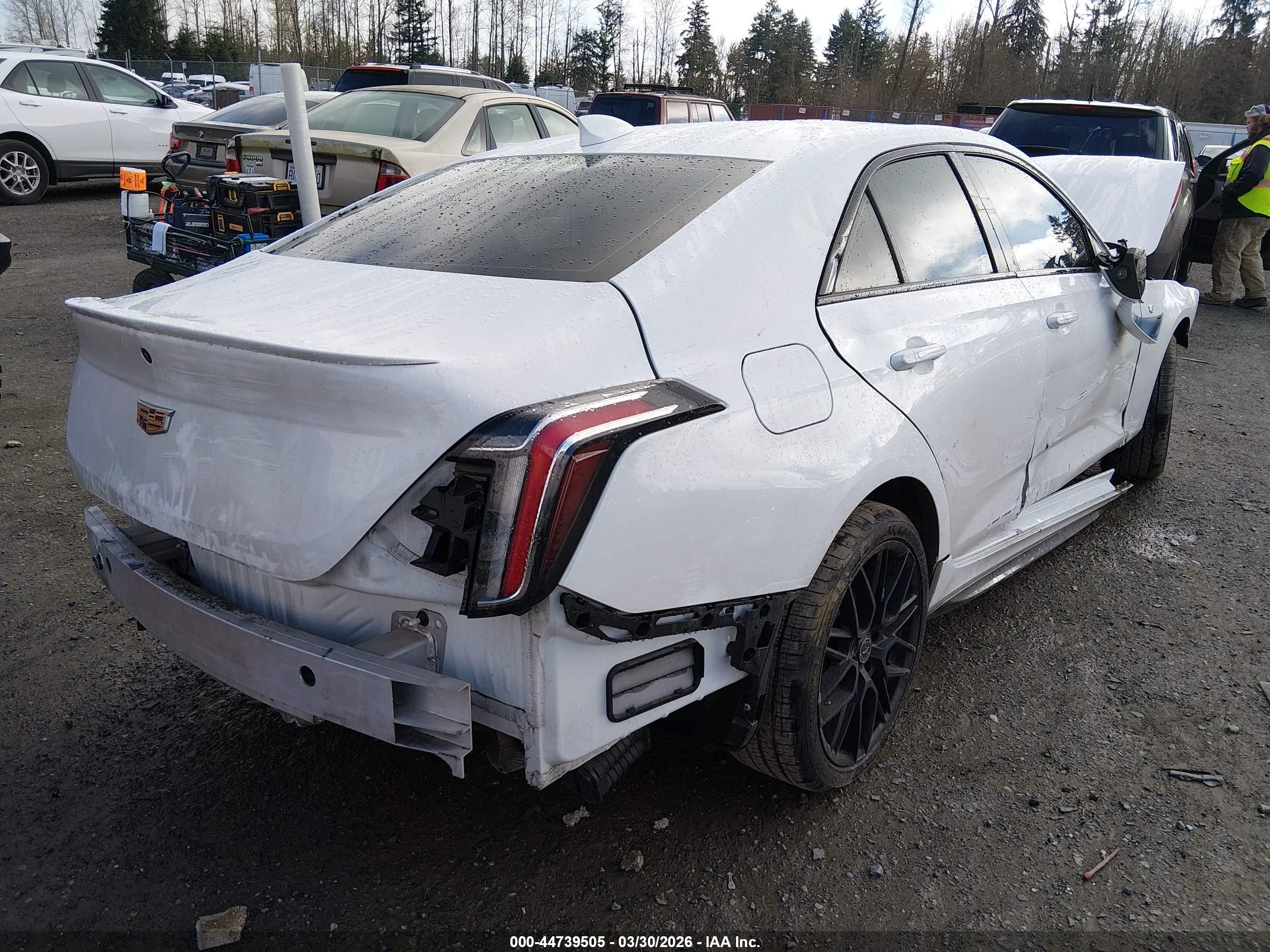 CADILLAC CT4 image 4