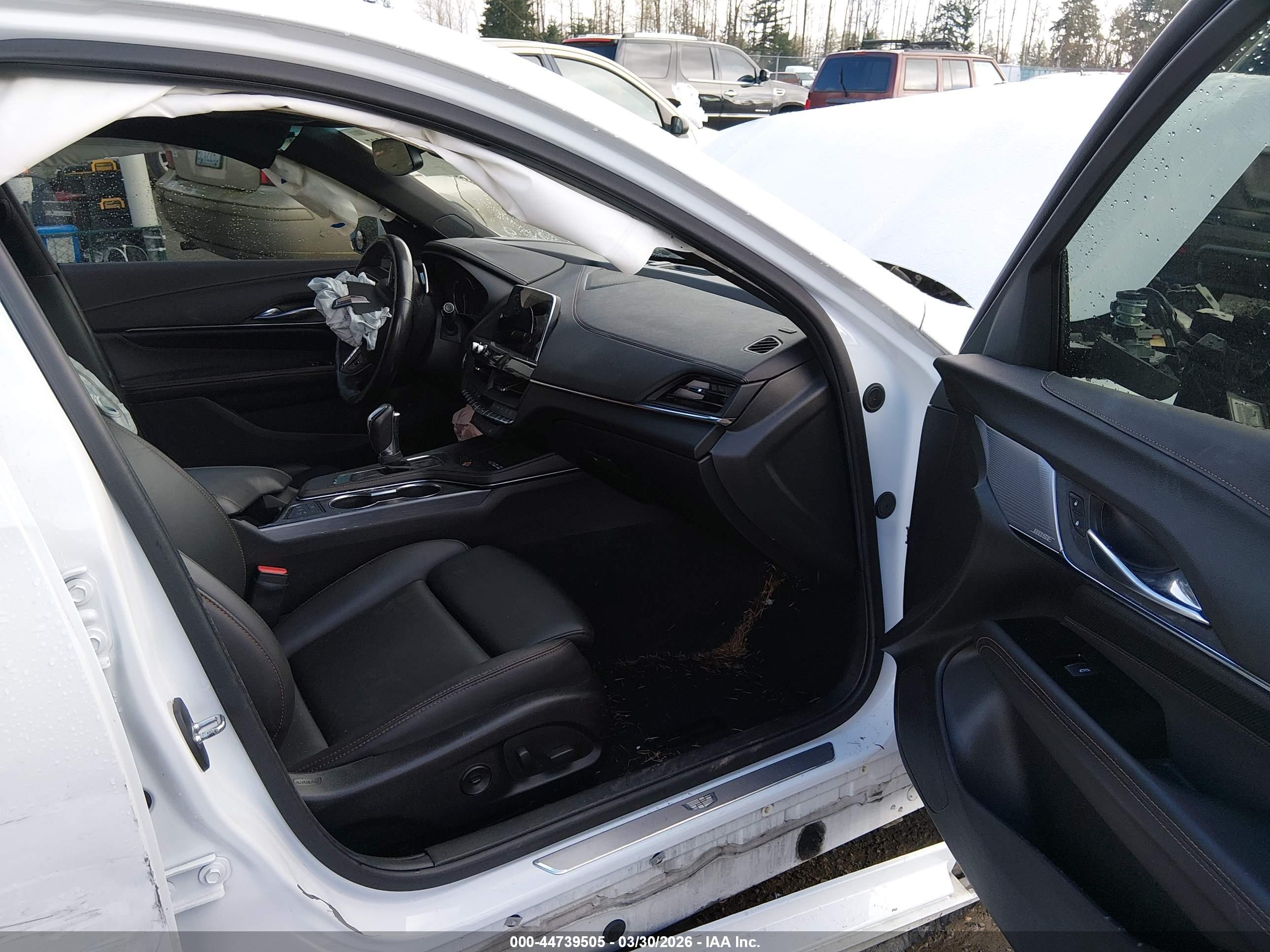 CADILLAC CT4 image 5