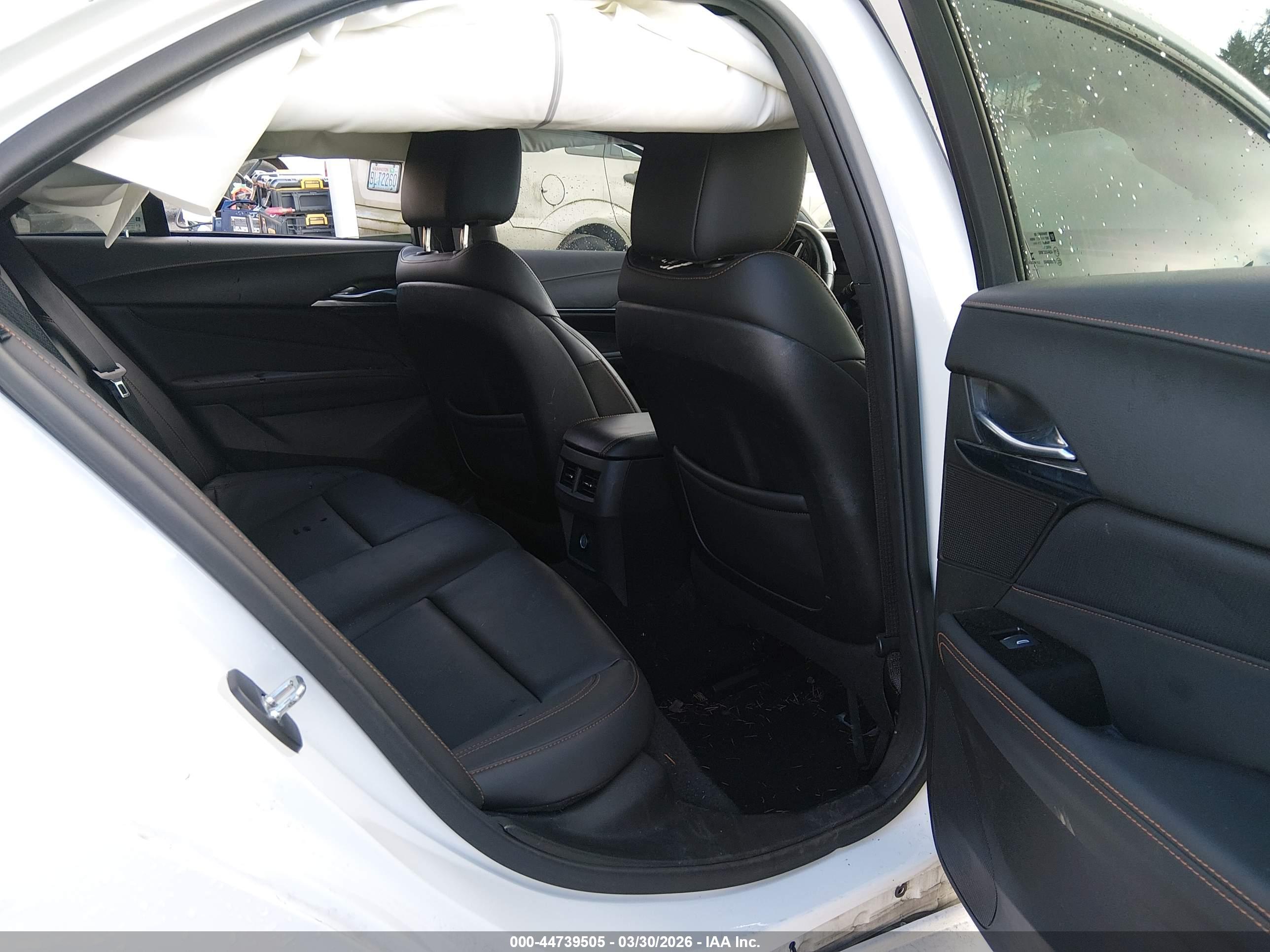 CADILLAC CT4 image 8