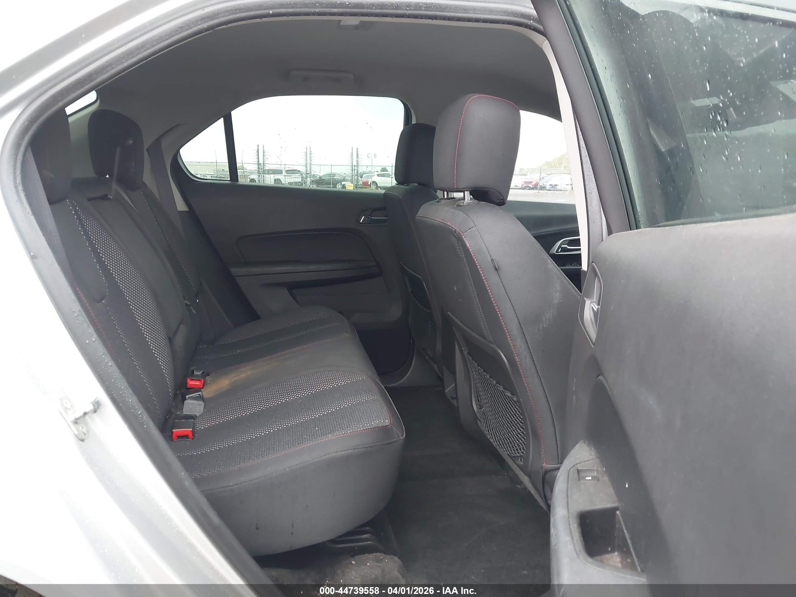 CHEVROLET EQUINOX image 8