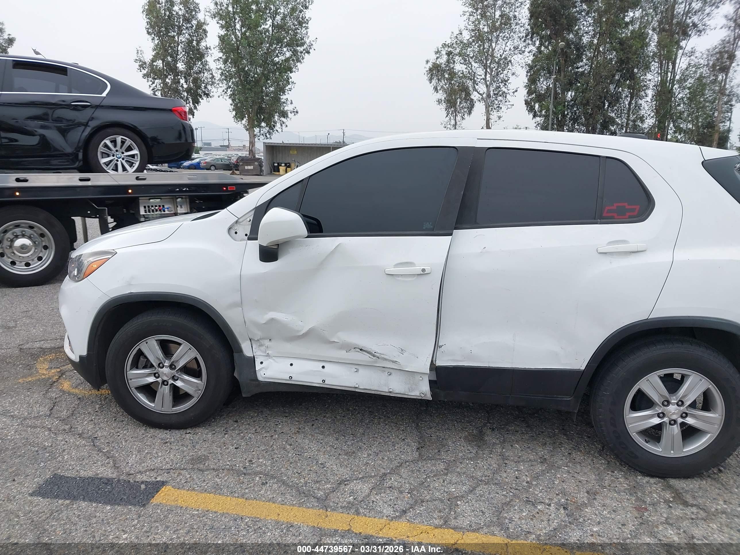 CHEVROLET TRAX image 6