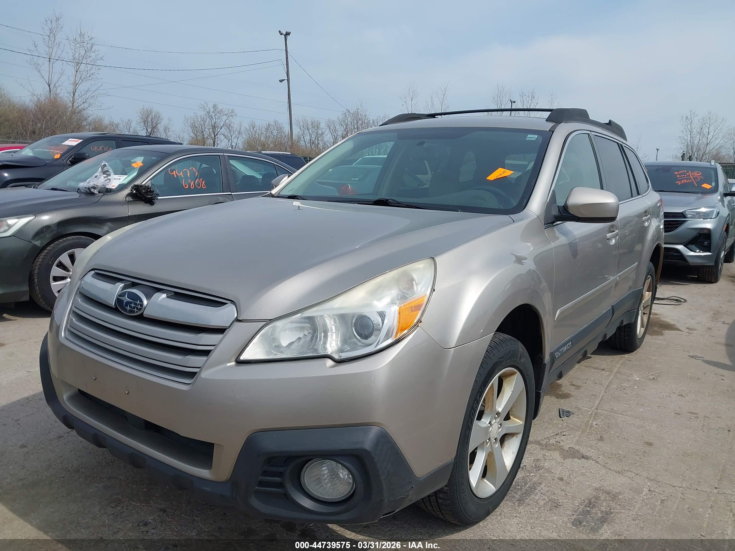 SUBARU OUTBACK image 2