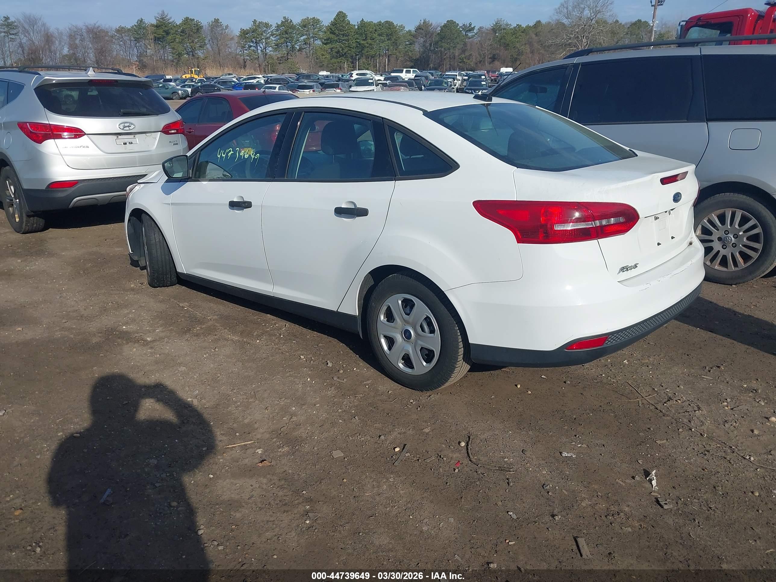 FORD FOCUS image 3