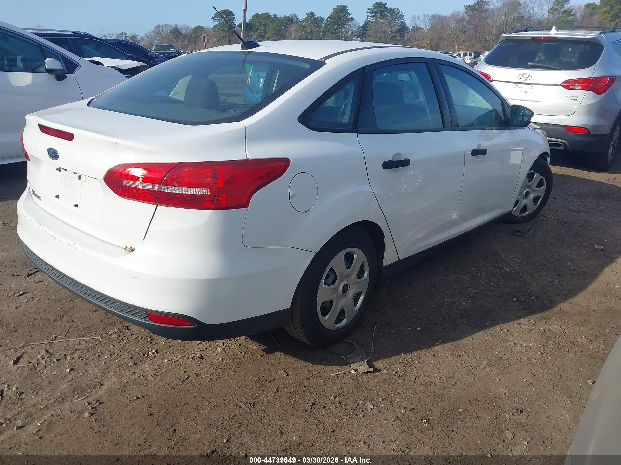 FORD FOCUS image 4