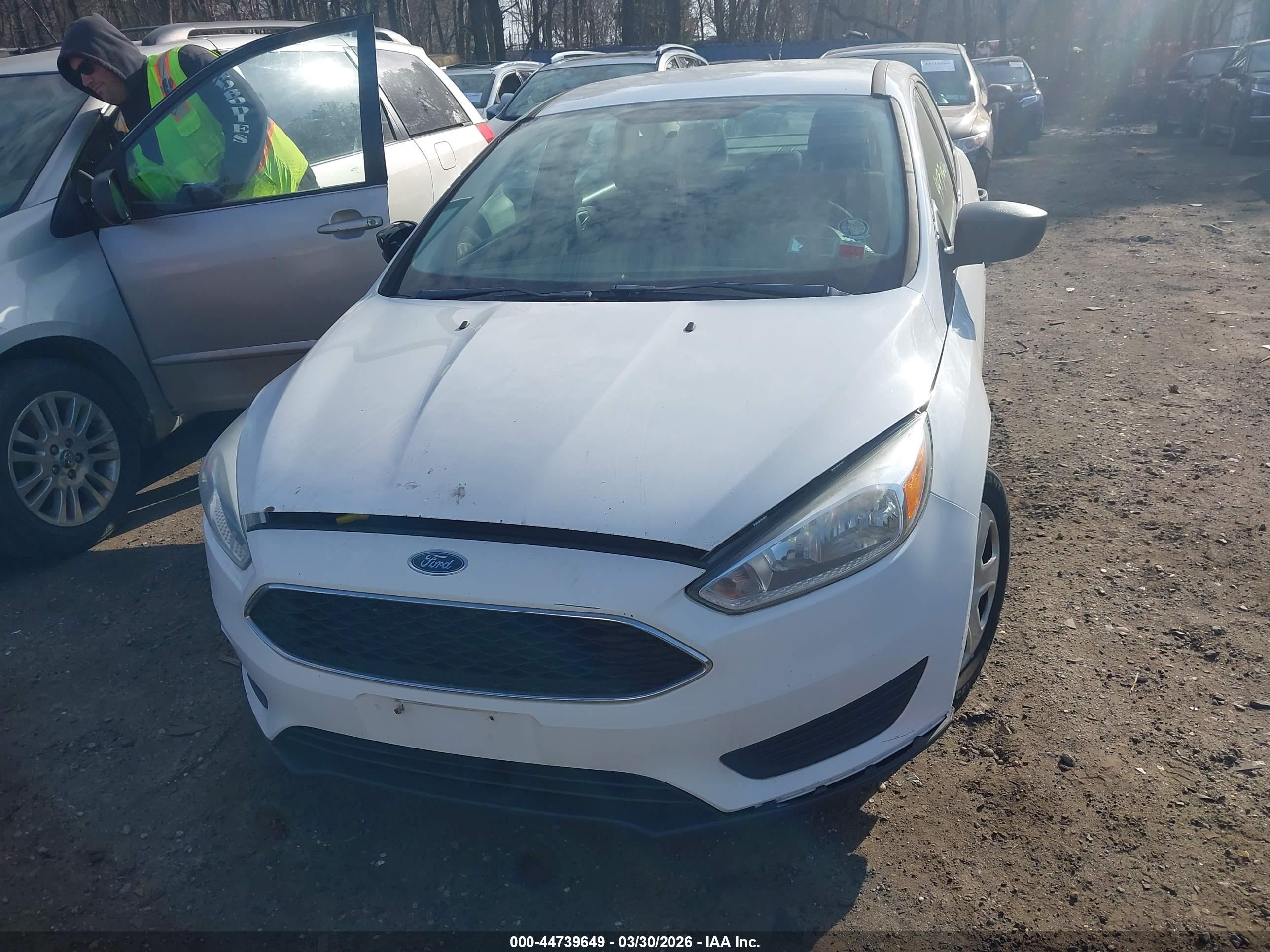 FORD FOCUS image 6