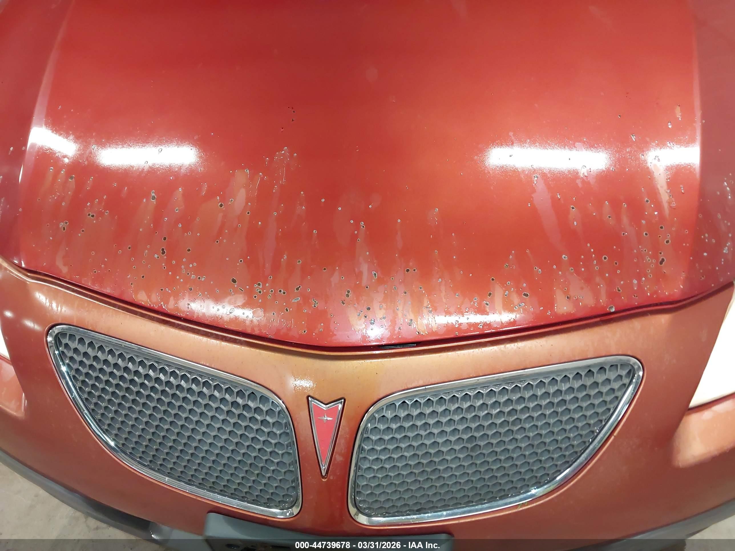 PONTIAC VIBE image 6