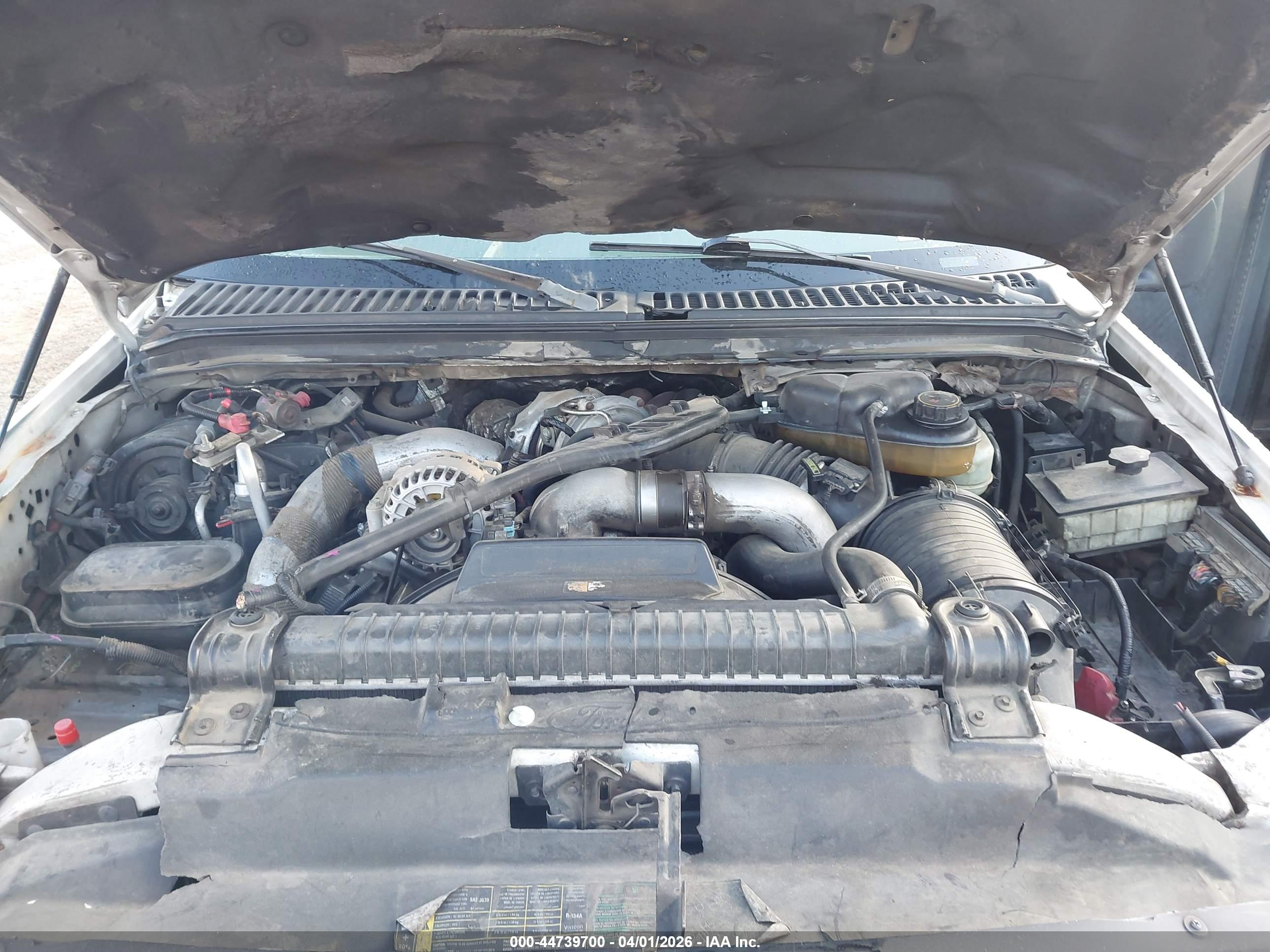 FORD F-450 image 10