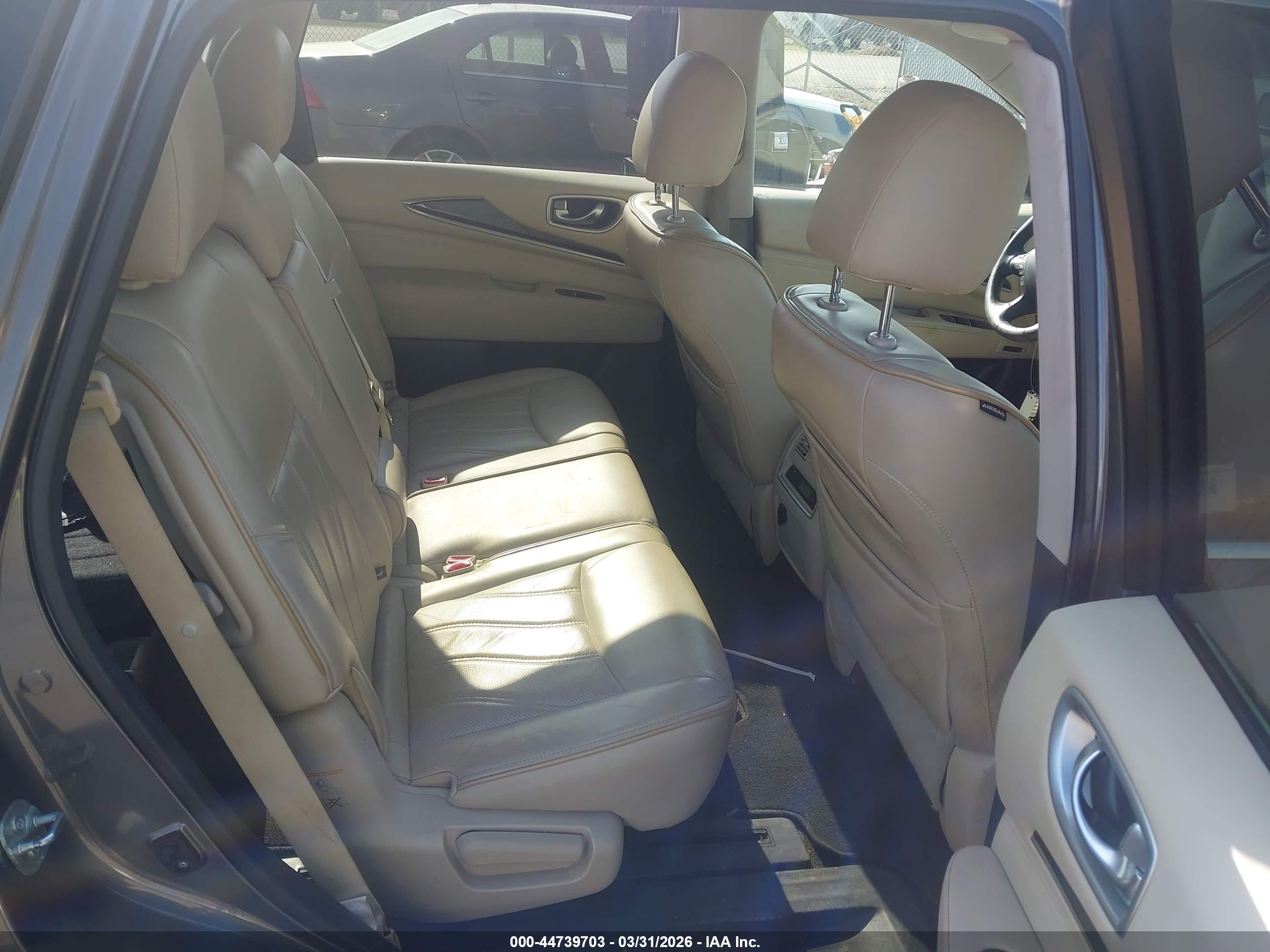 INFINITI QX60 image 8