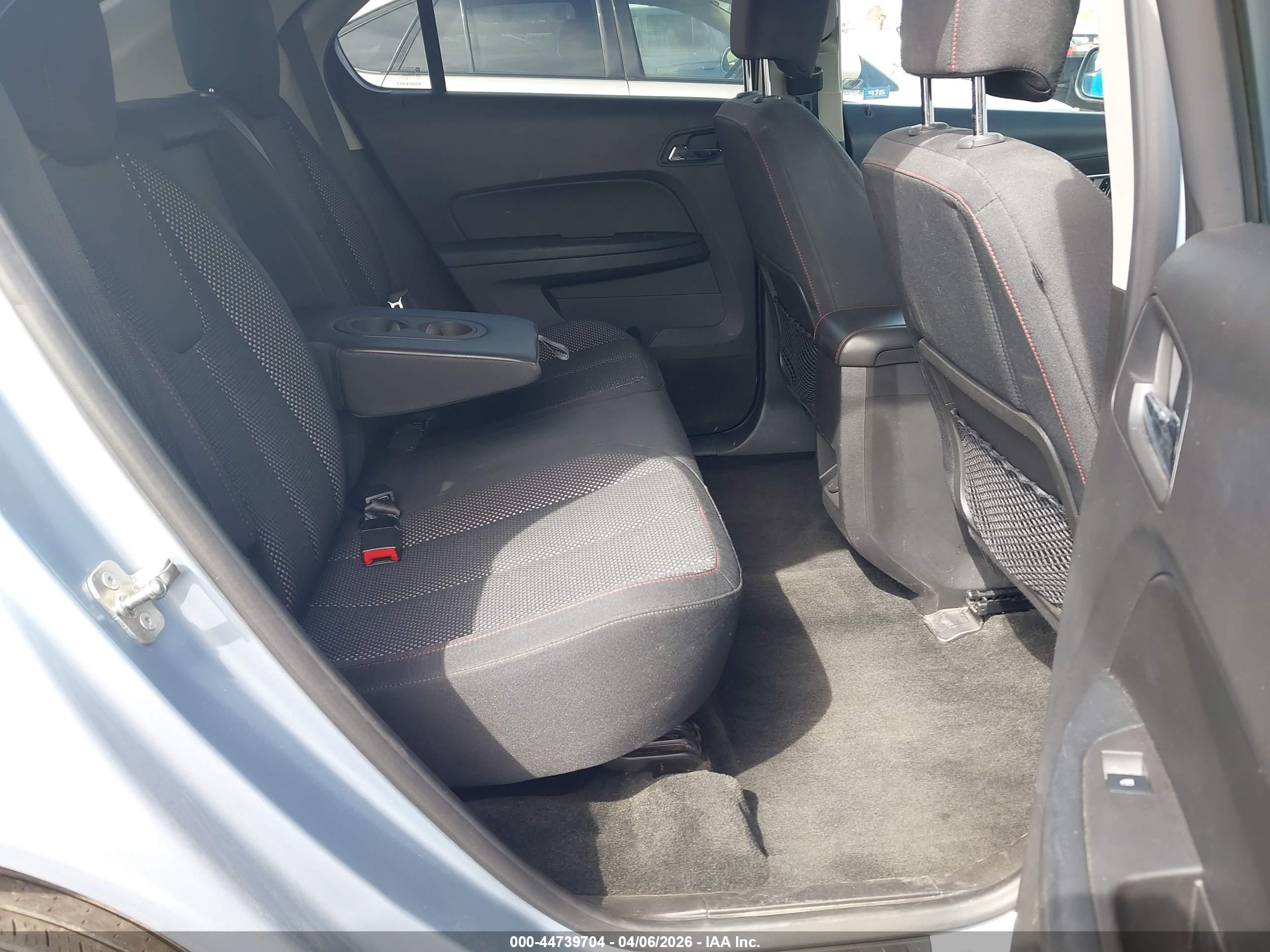 CHEVROLET EQUINOX image 8