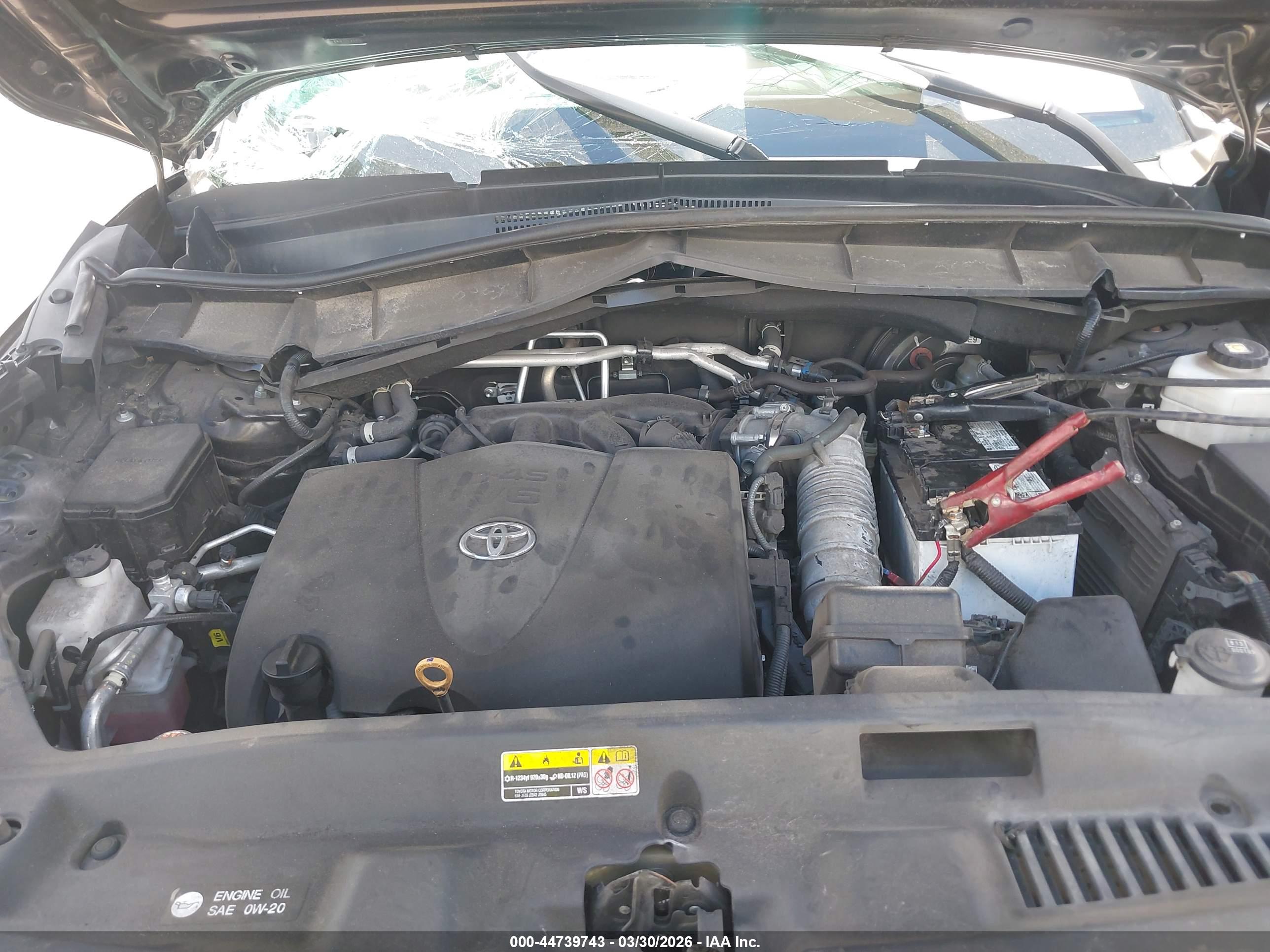 TOYOTA HIGHLANDER image 10