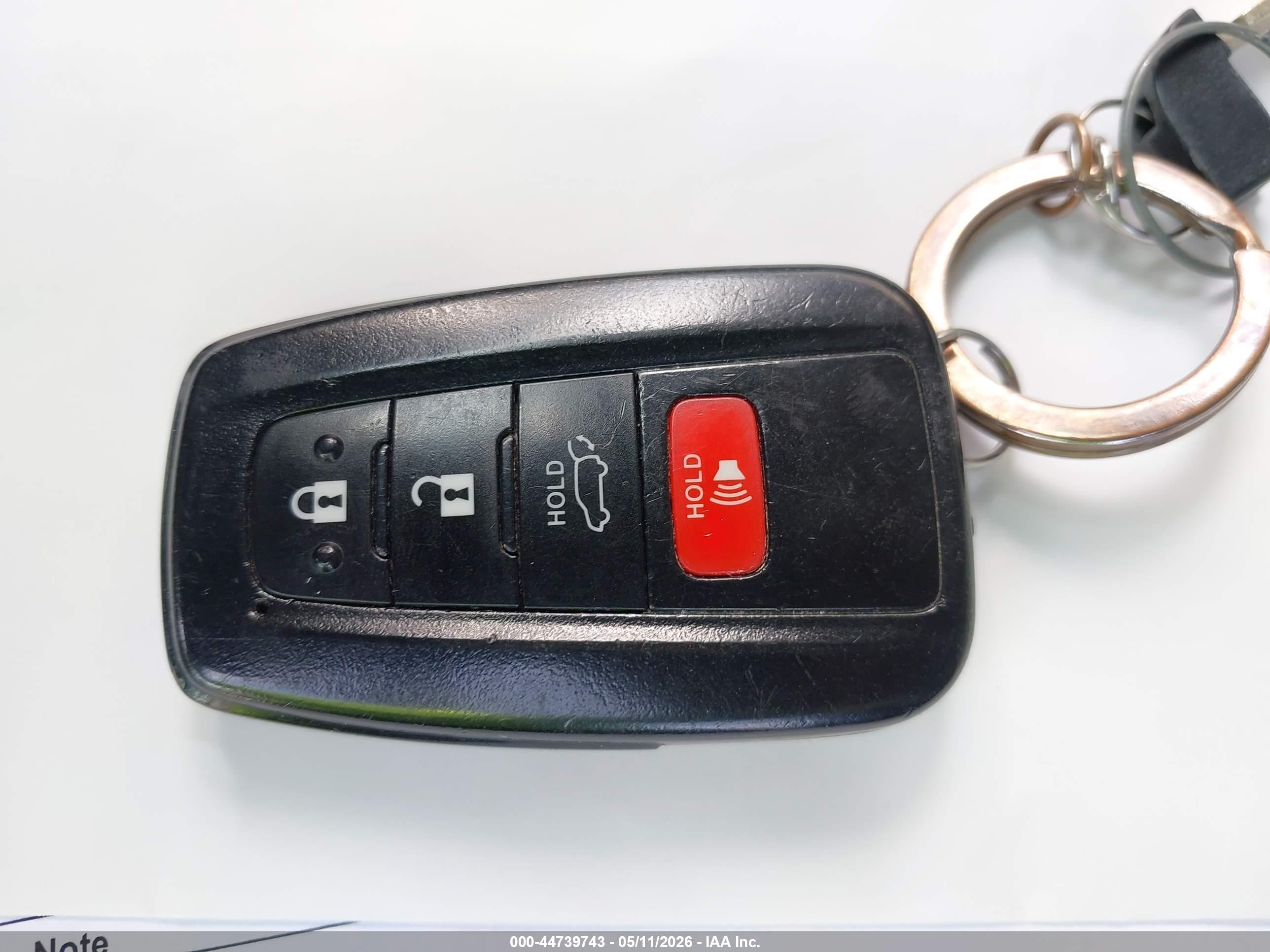 TOYOTA HIGHLANDER image 11