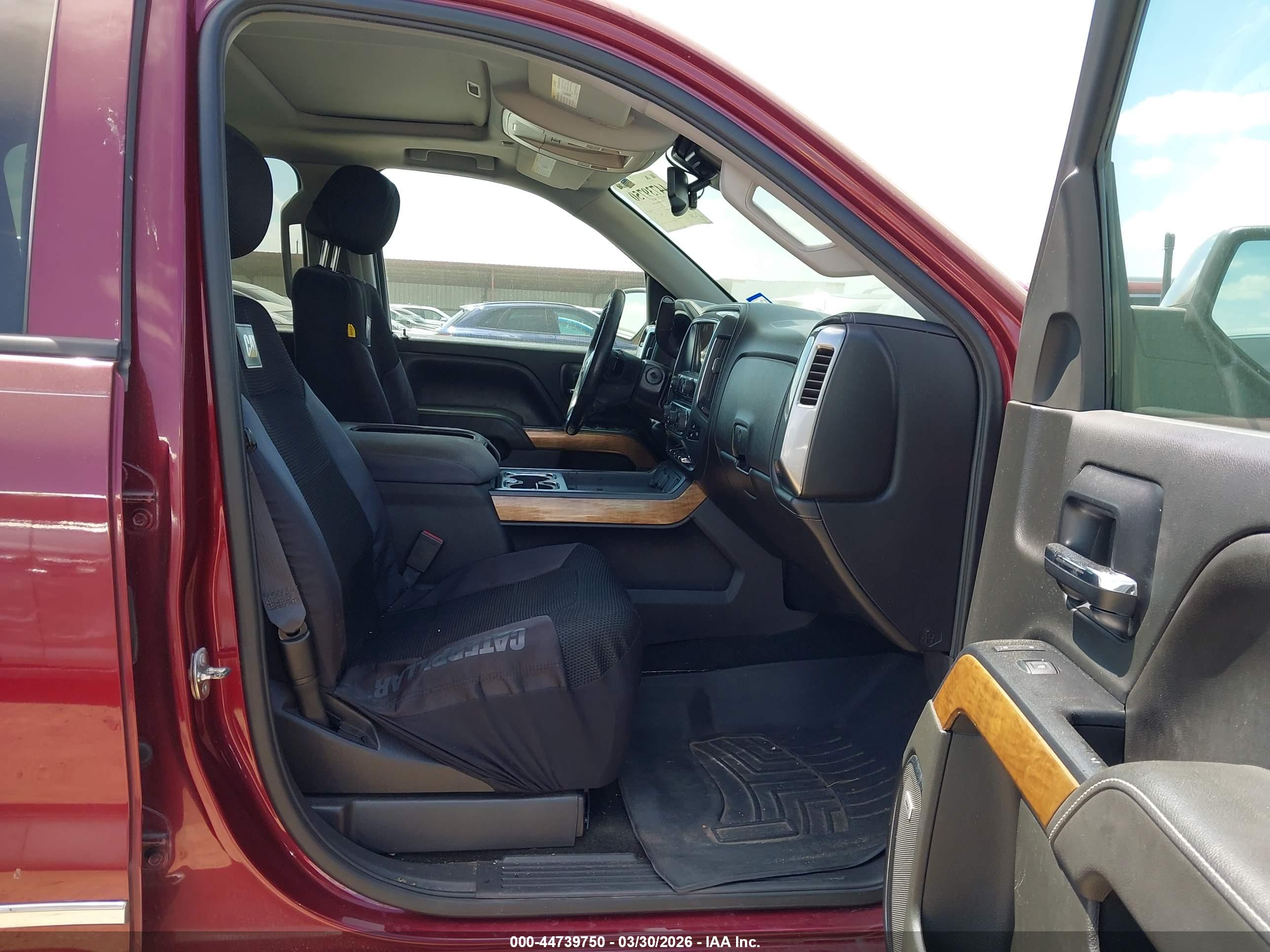 CHEVROLET SILVERADO image 5