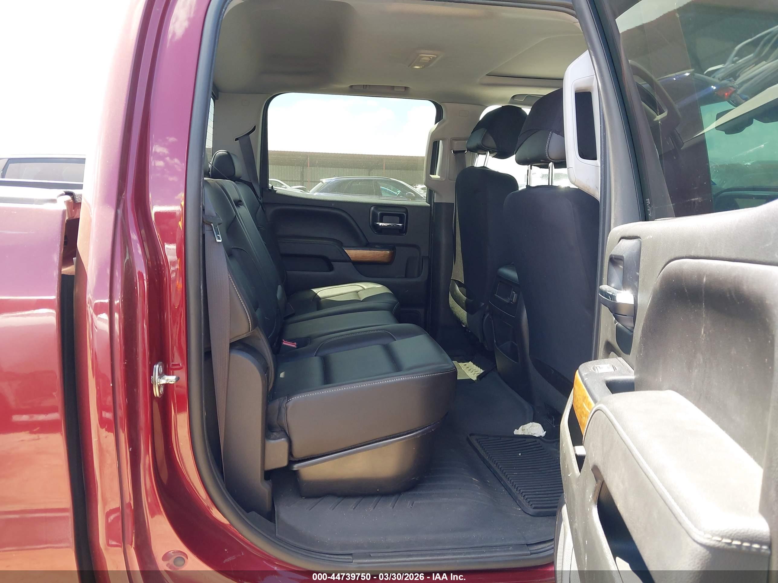 CHEVROLET SILVERADO image 8