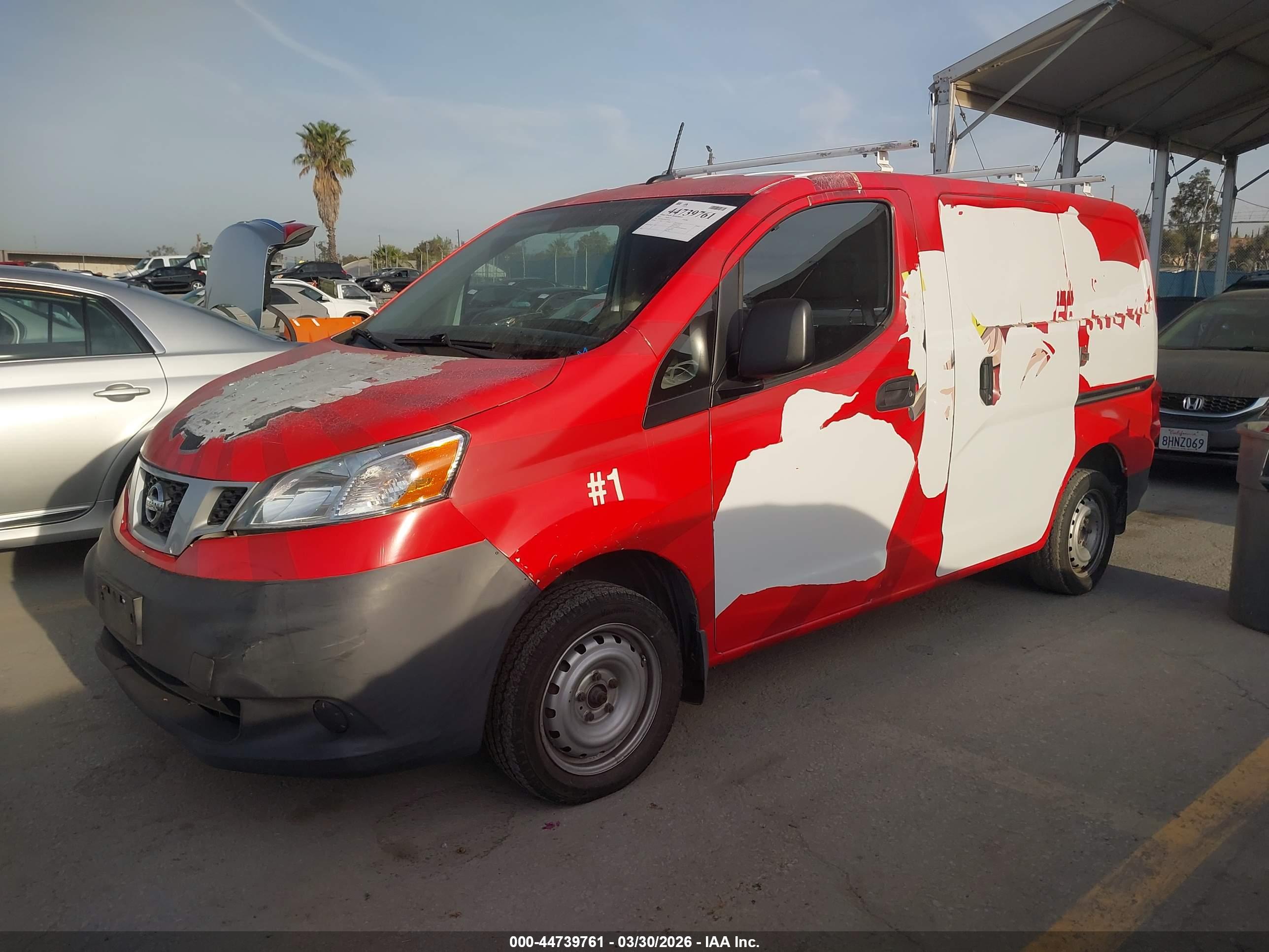 NISSAN NV200 image 2